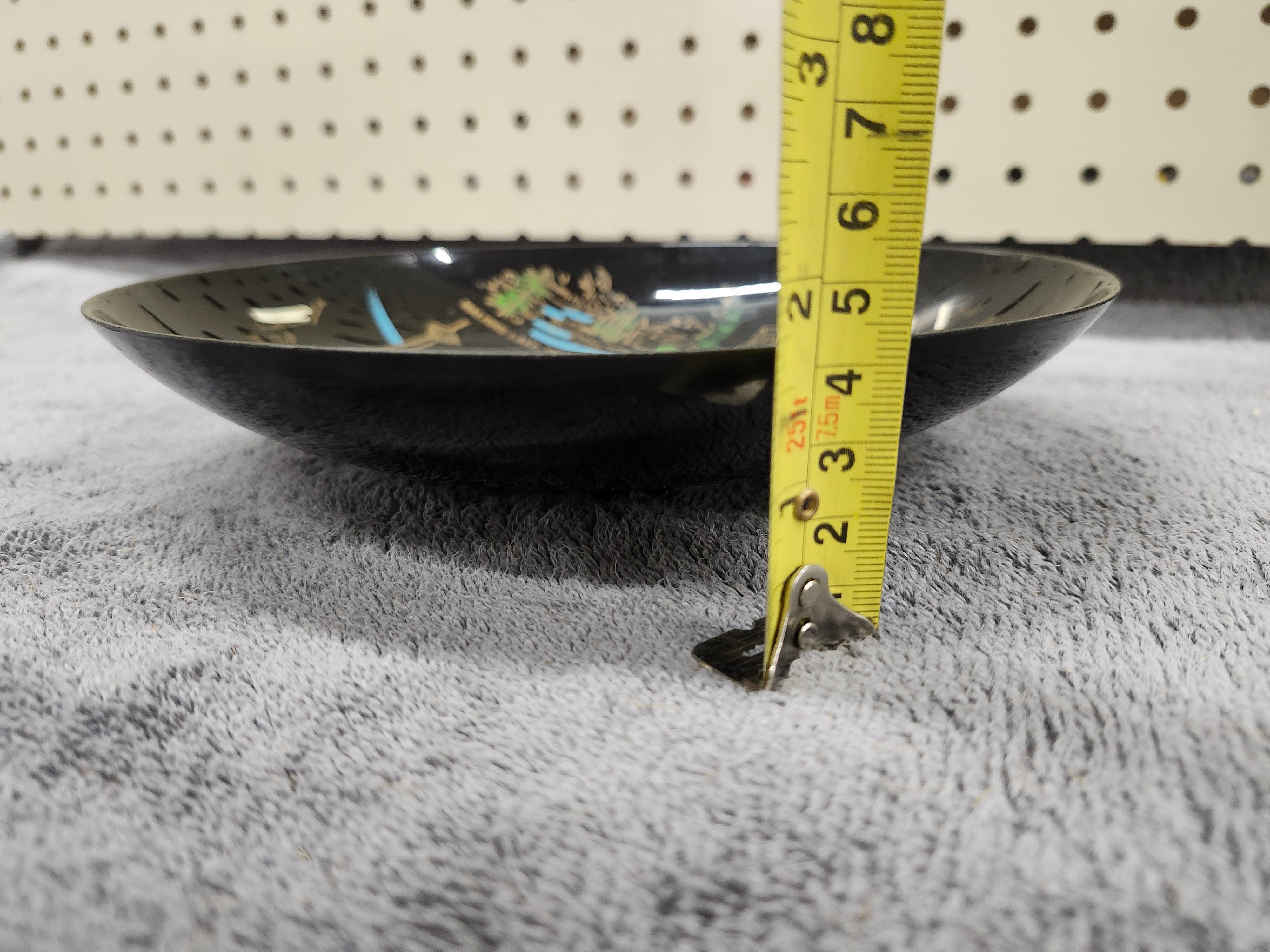 Decorative bowl