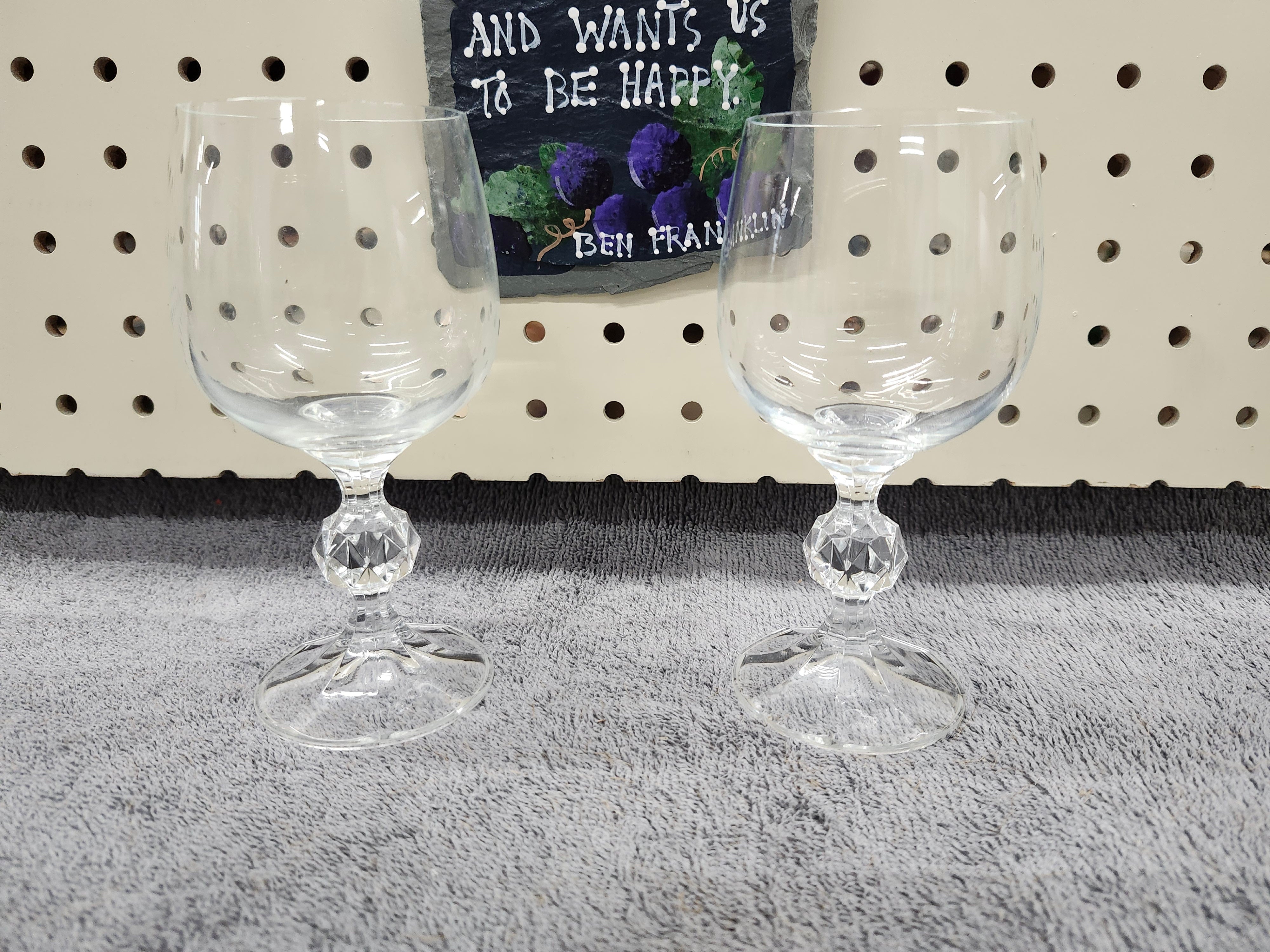 X2 wine glasses & plaque