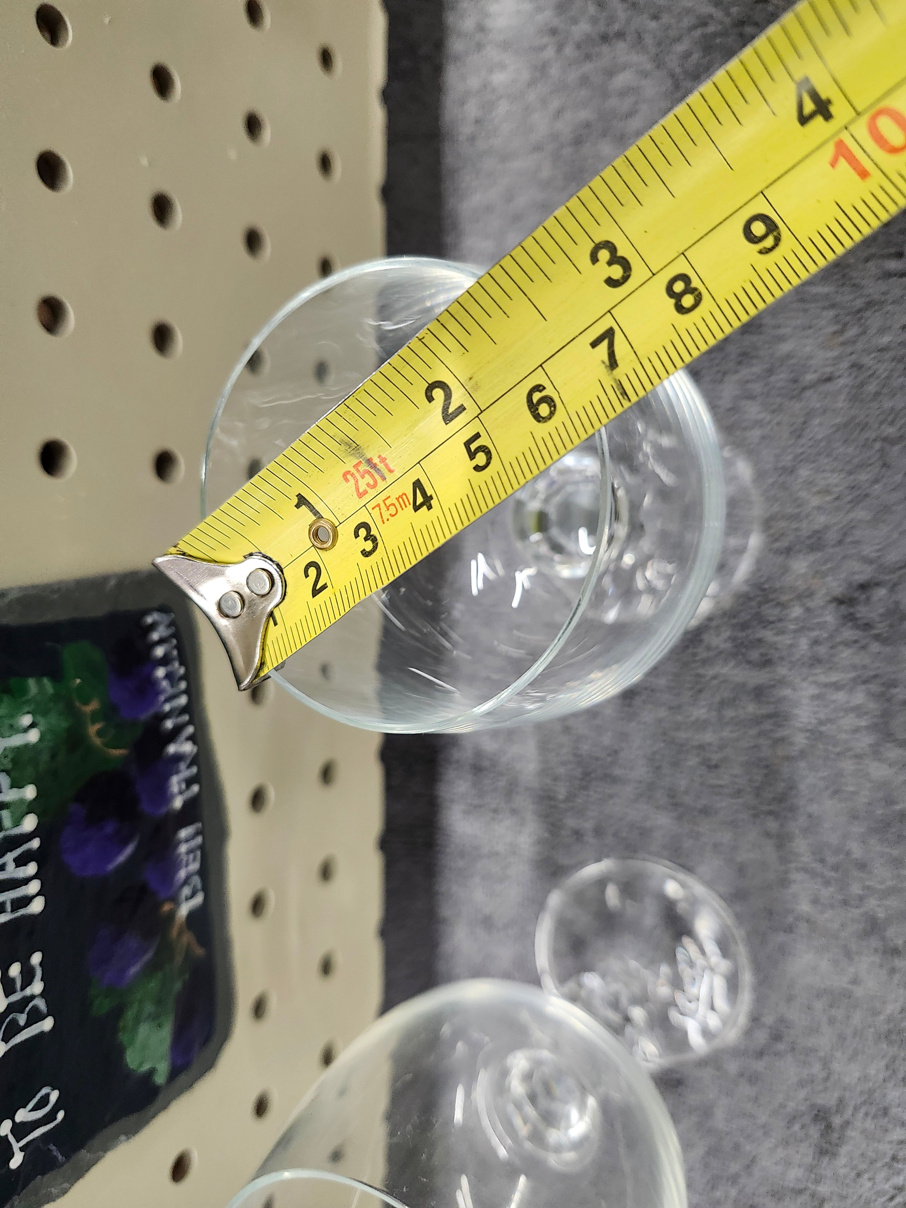 X2 wine glasses & plaque