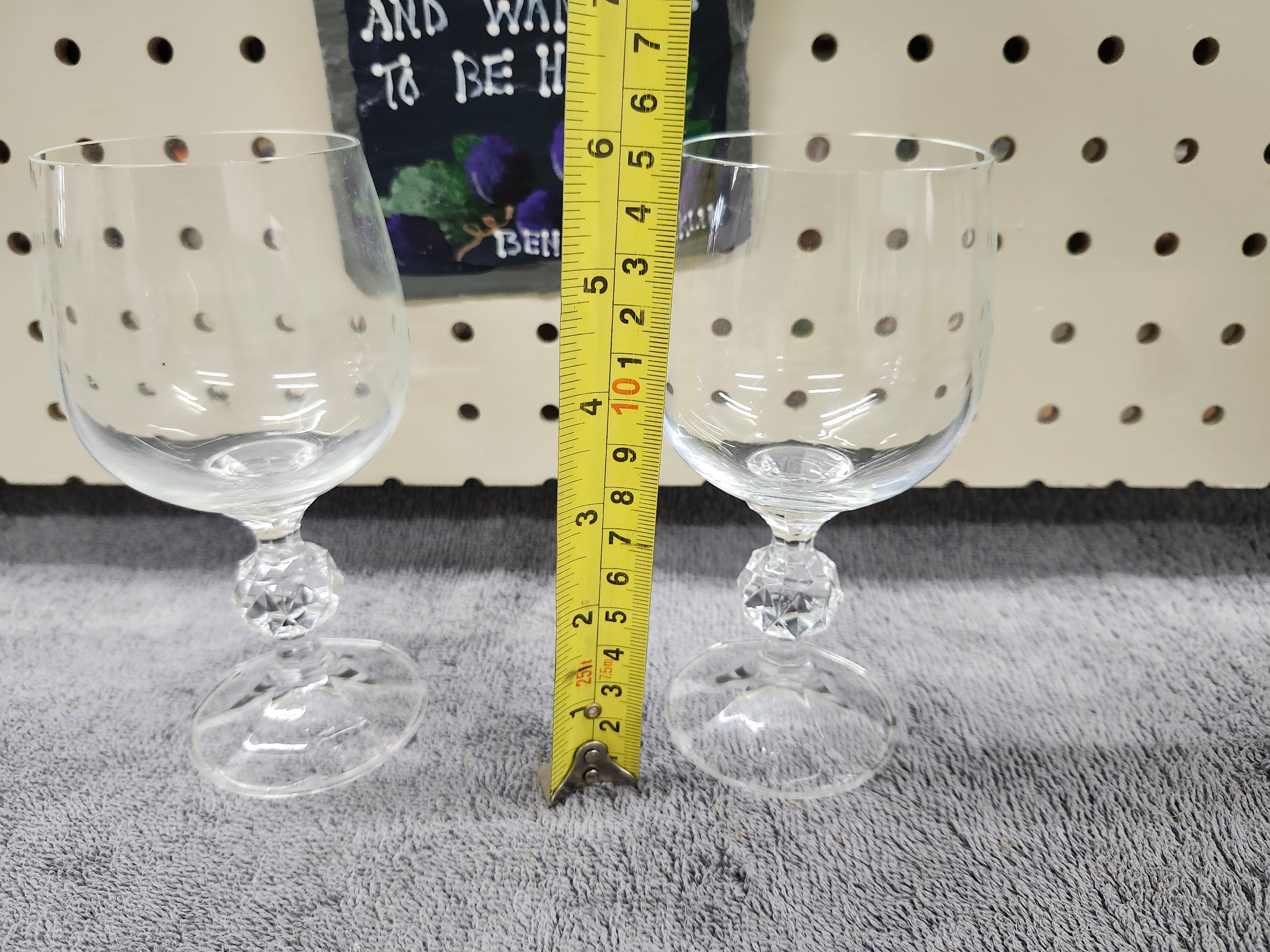 X2 wine glasses & plaque