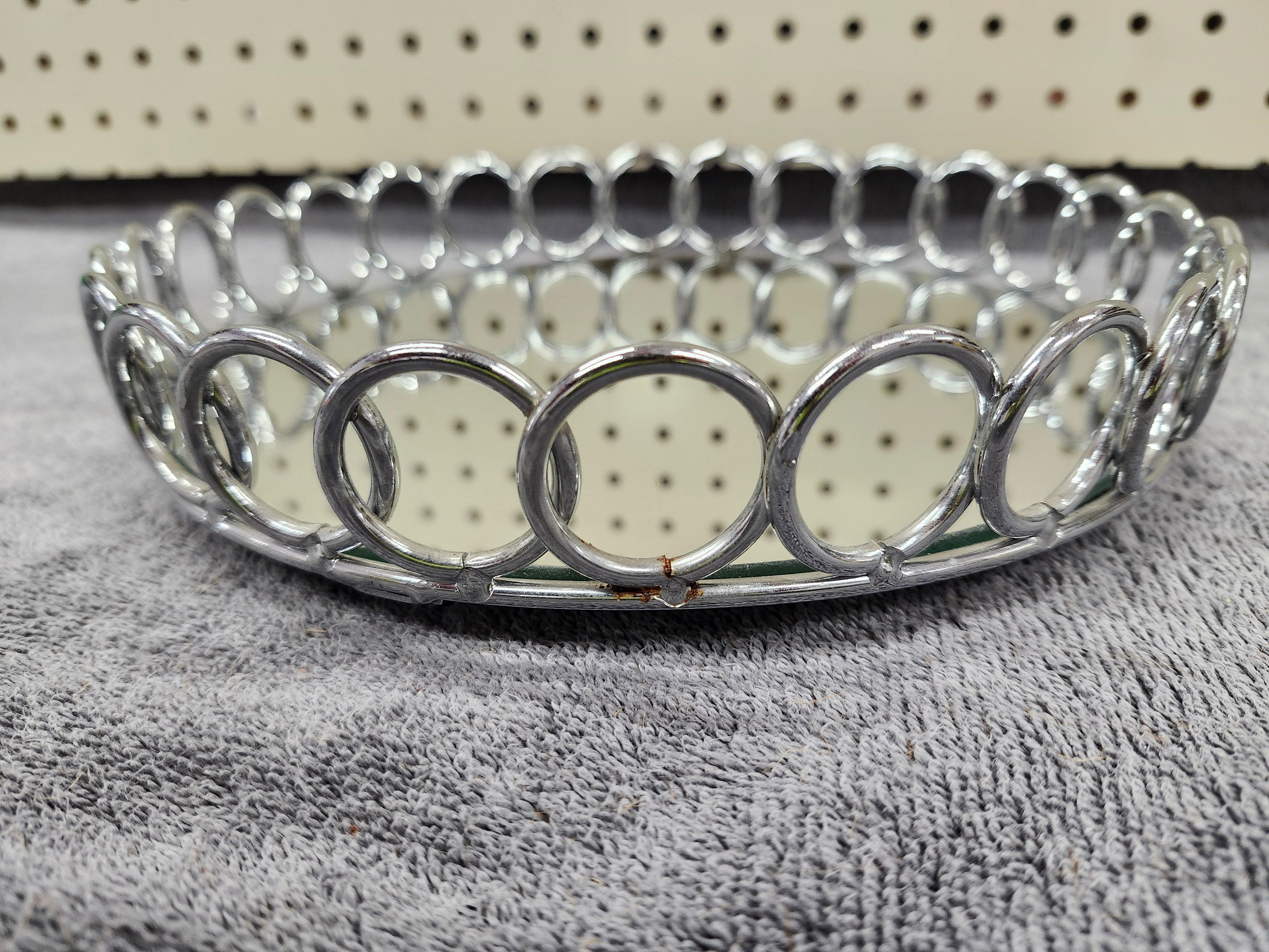 Makeup mirror