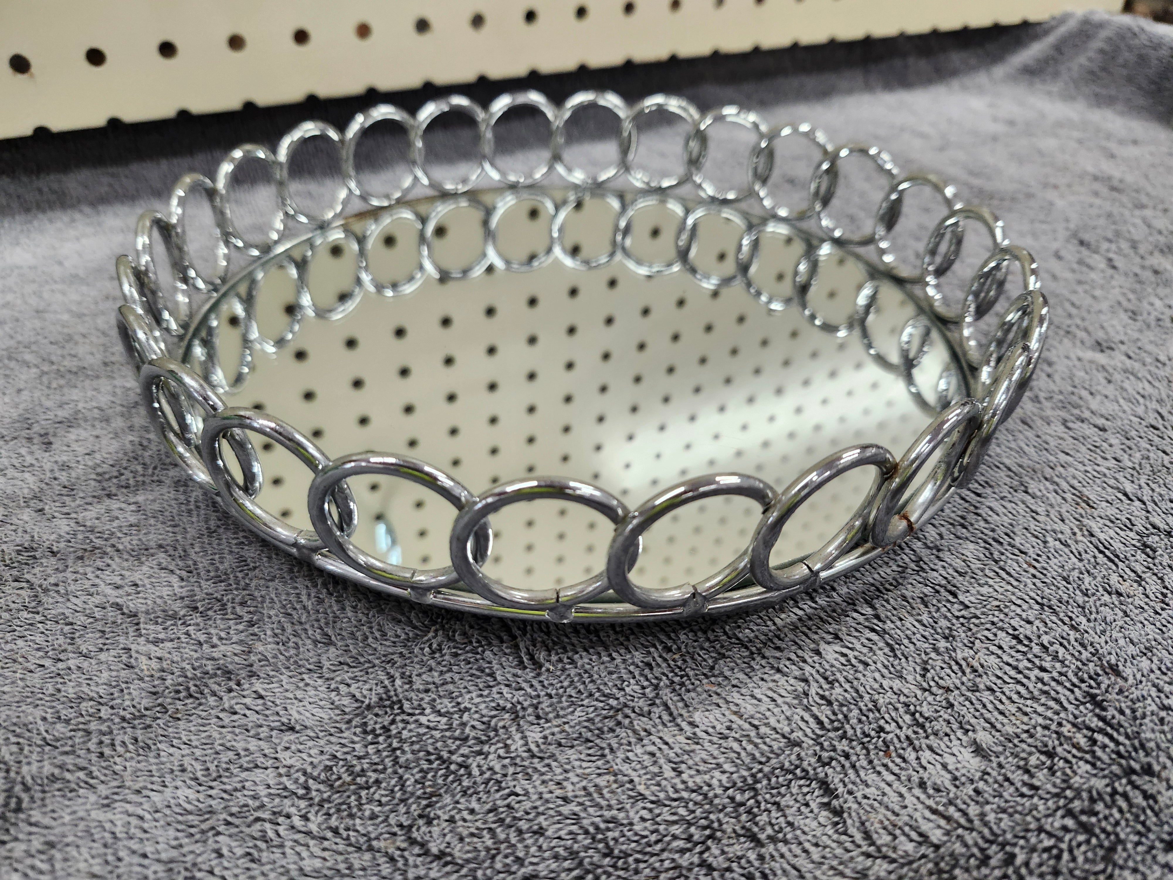 Makeup mirror