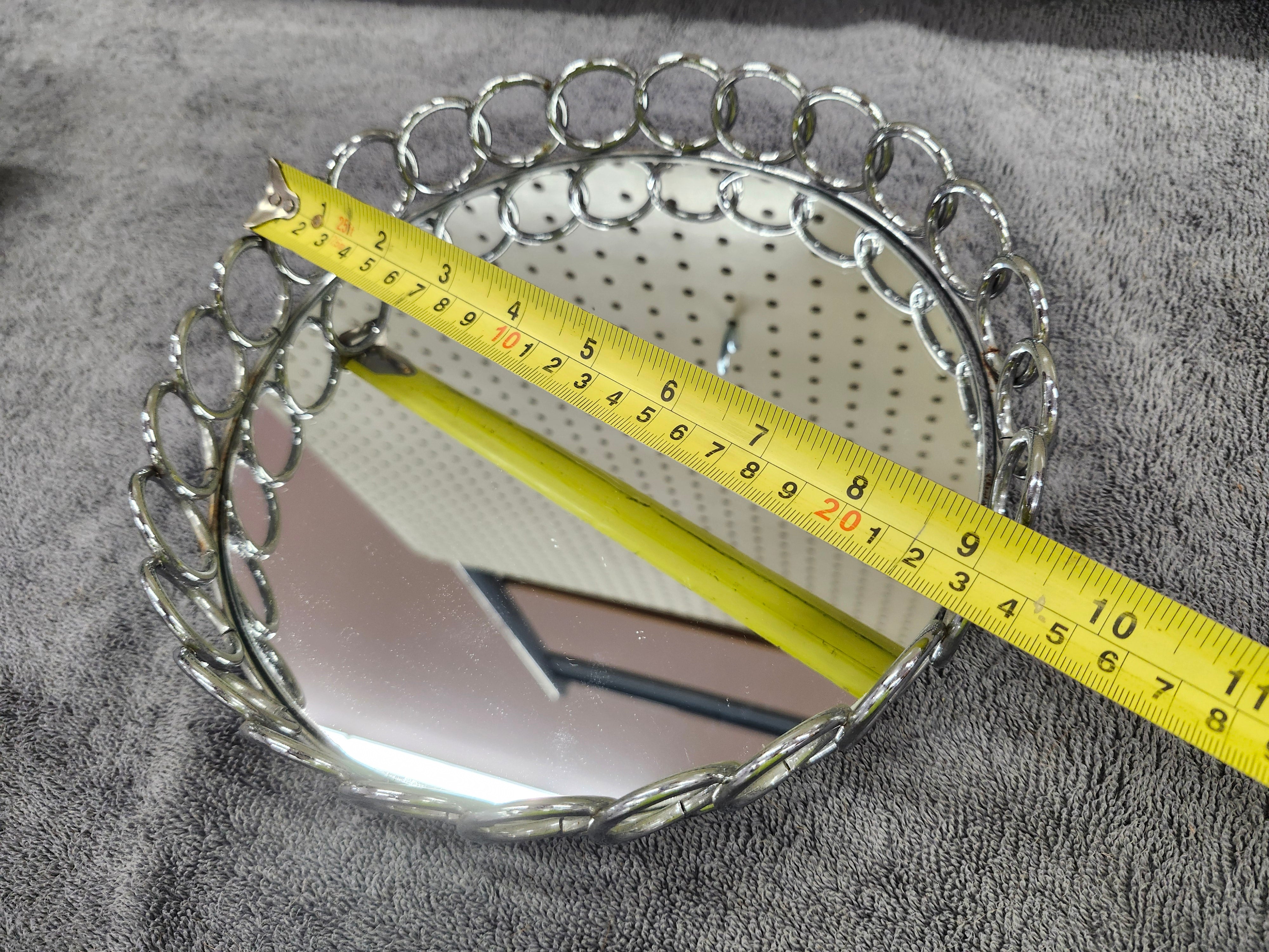 Makeup mirror