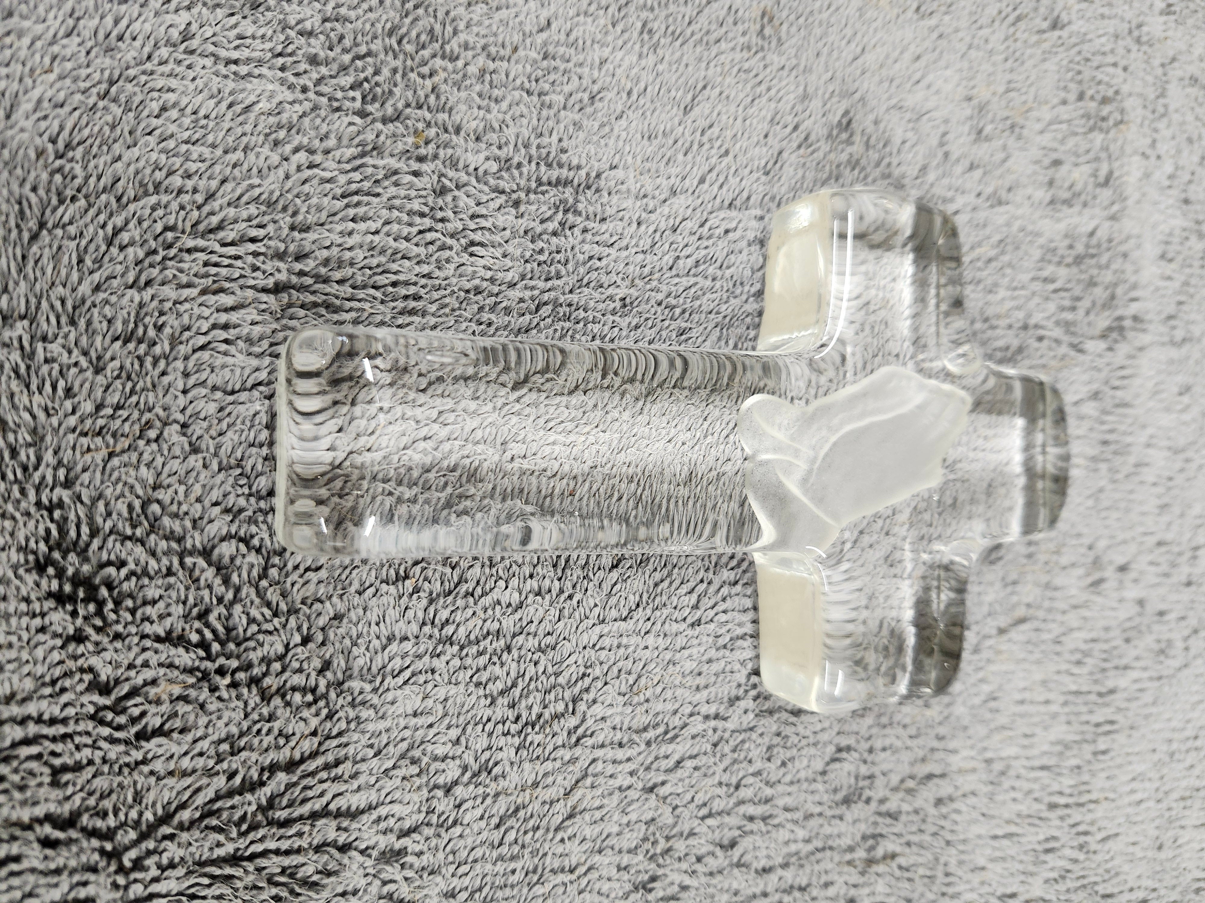 Glass cross
