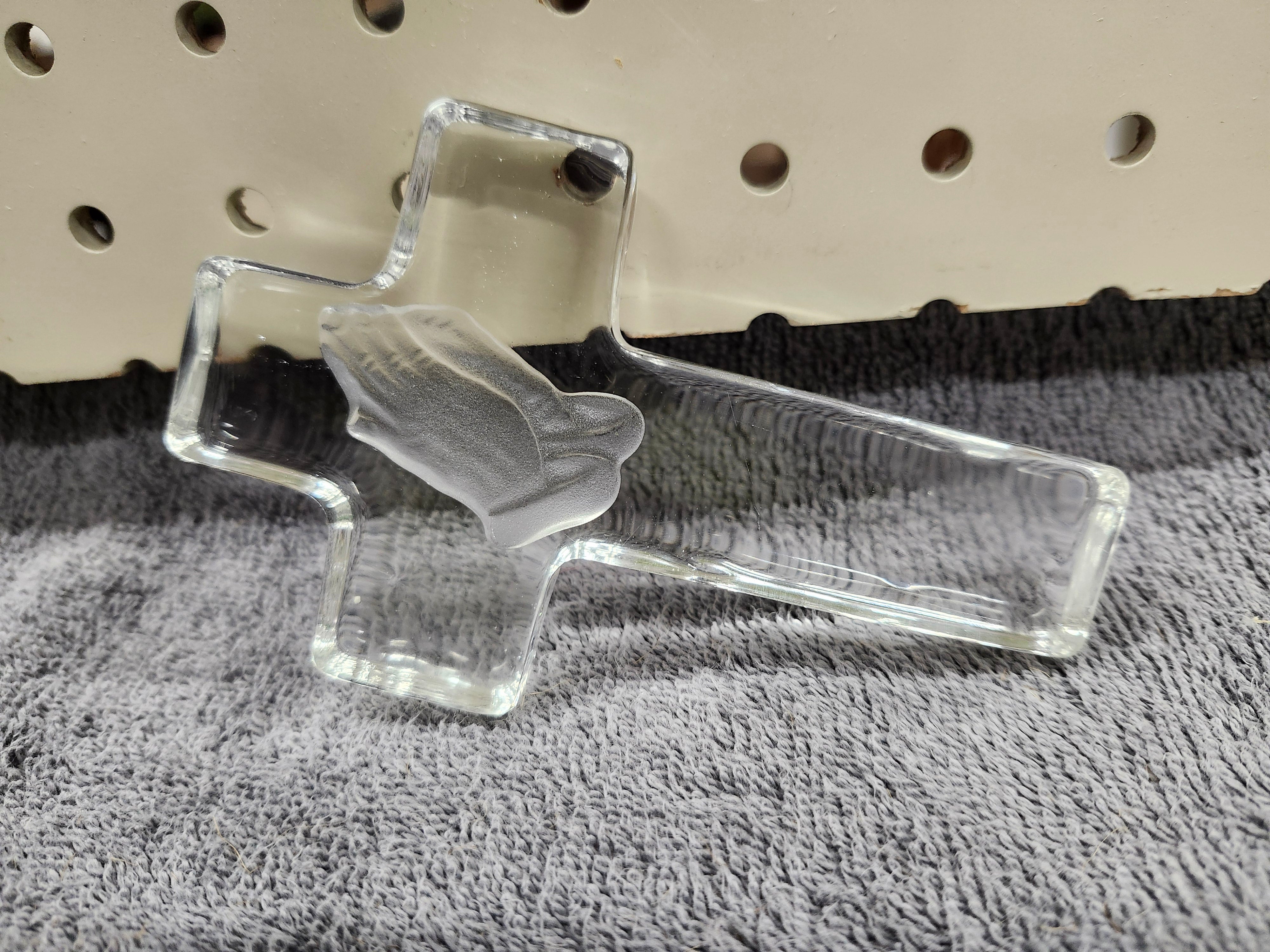 Glass cross