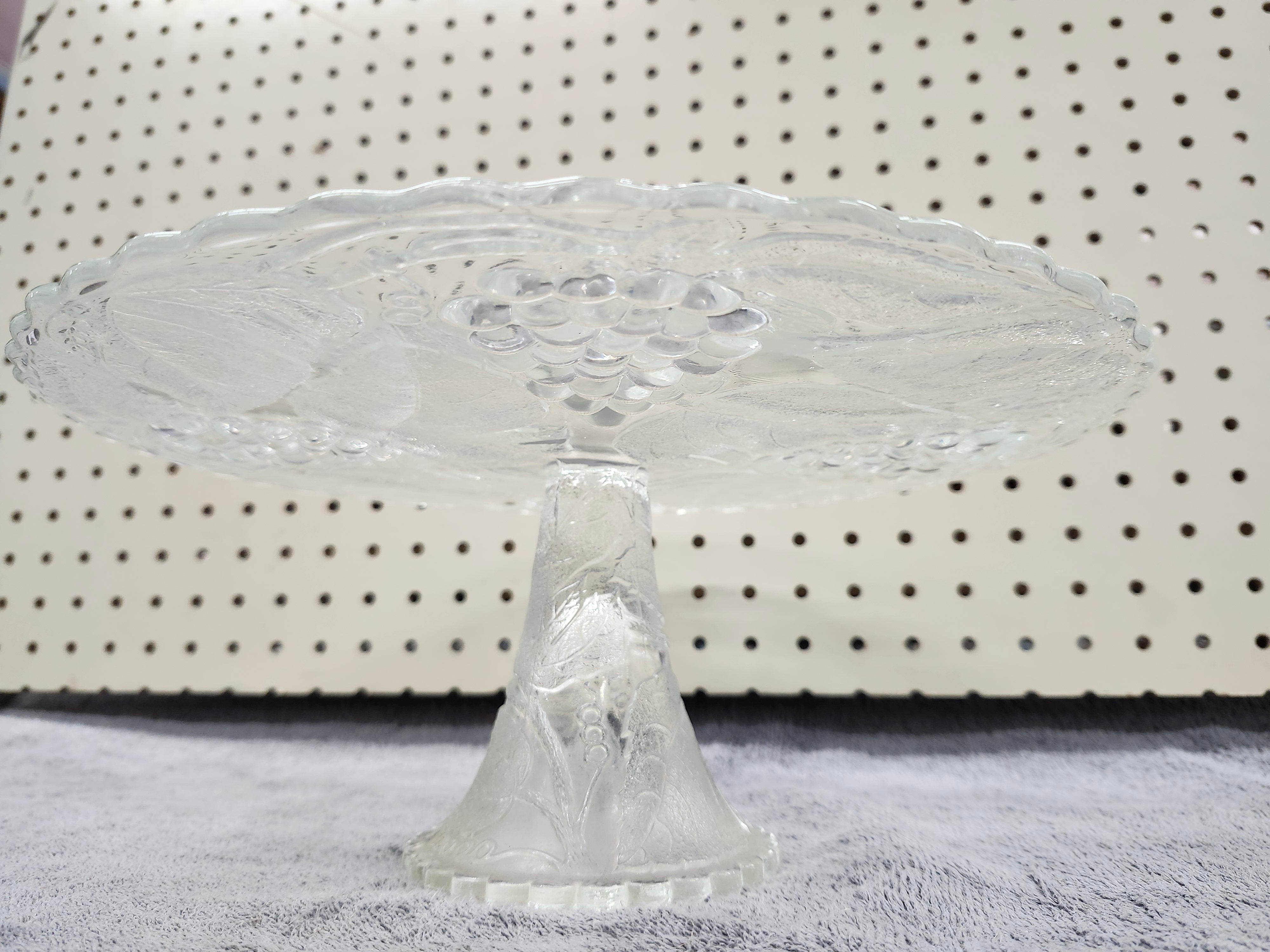 Cake stand
