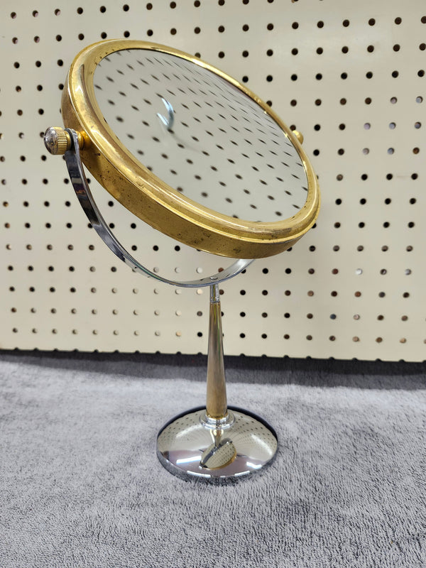 Mirror & magnifier