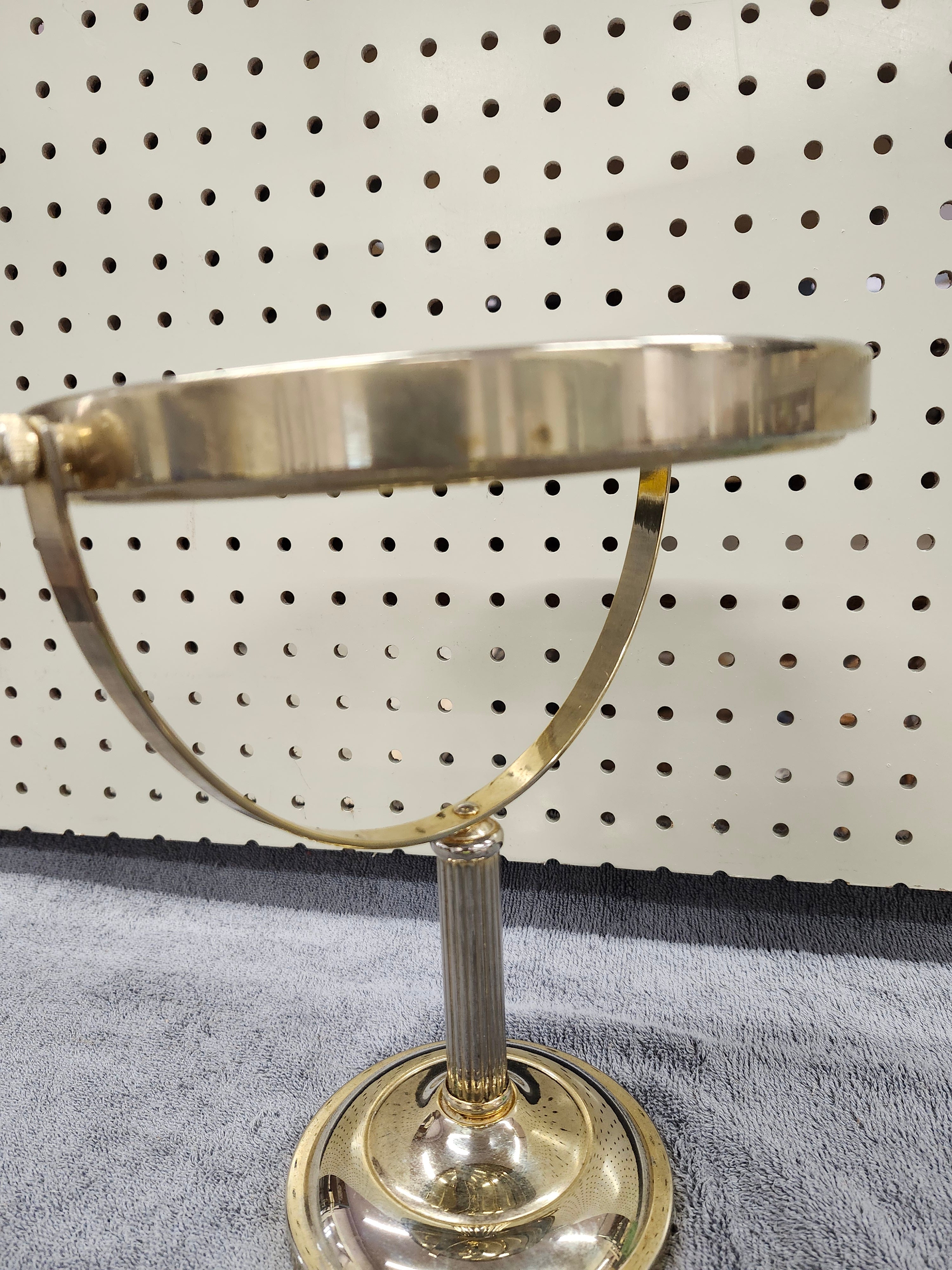 Mirror & magnifier