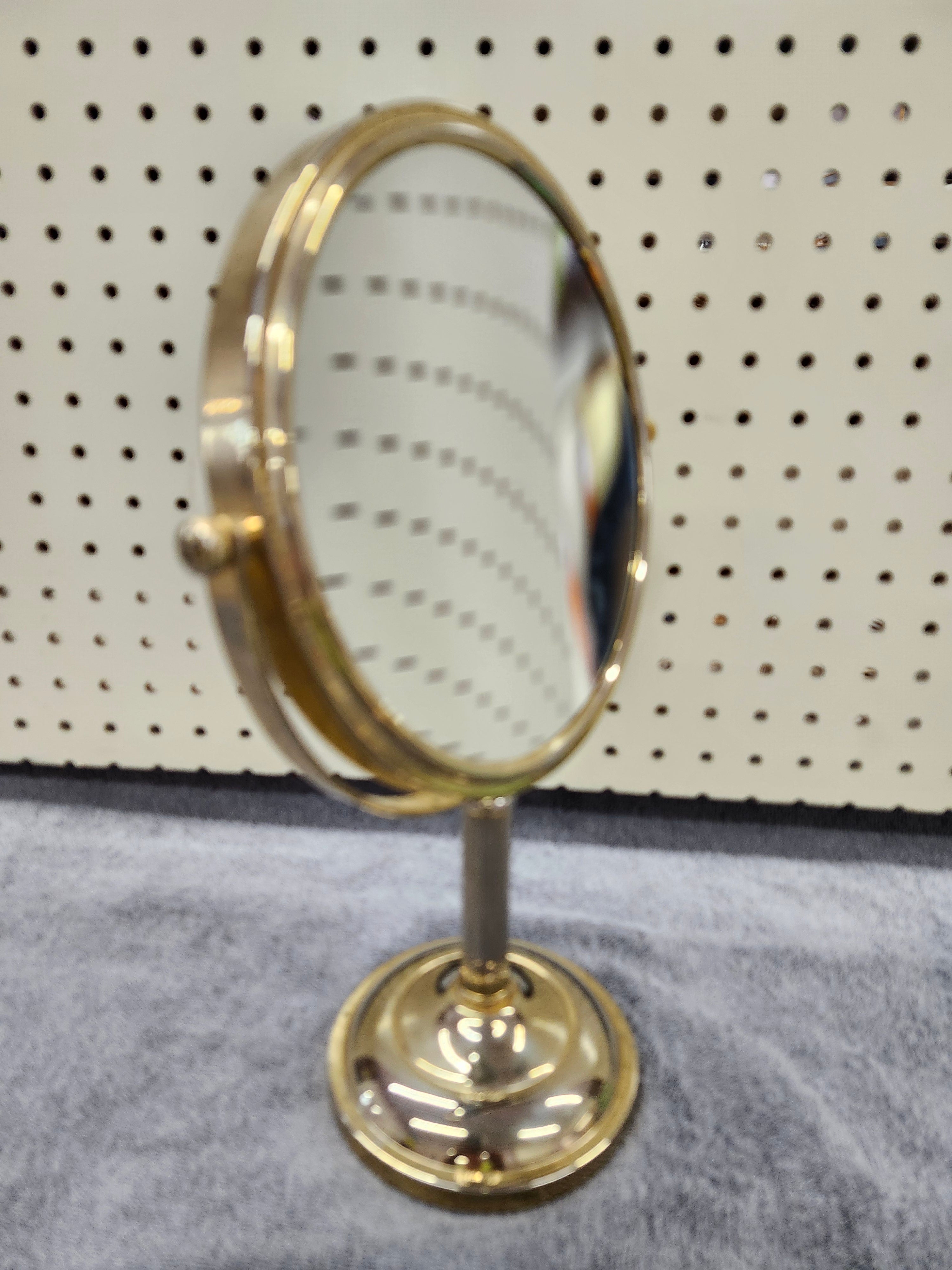 Mirror & magnifier