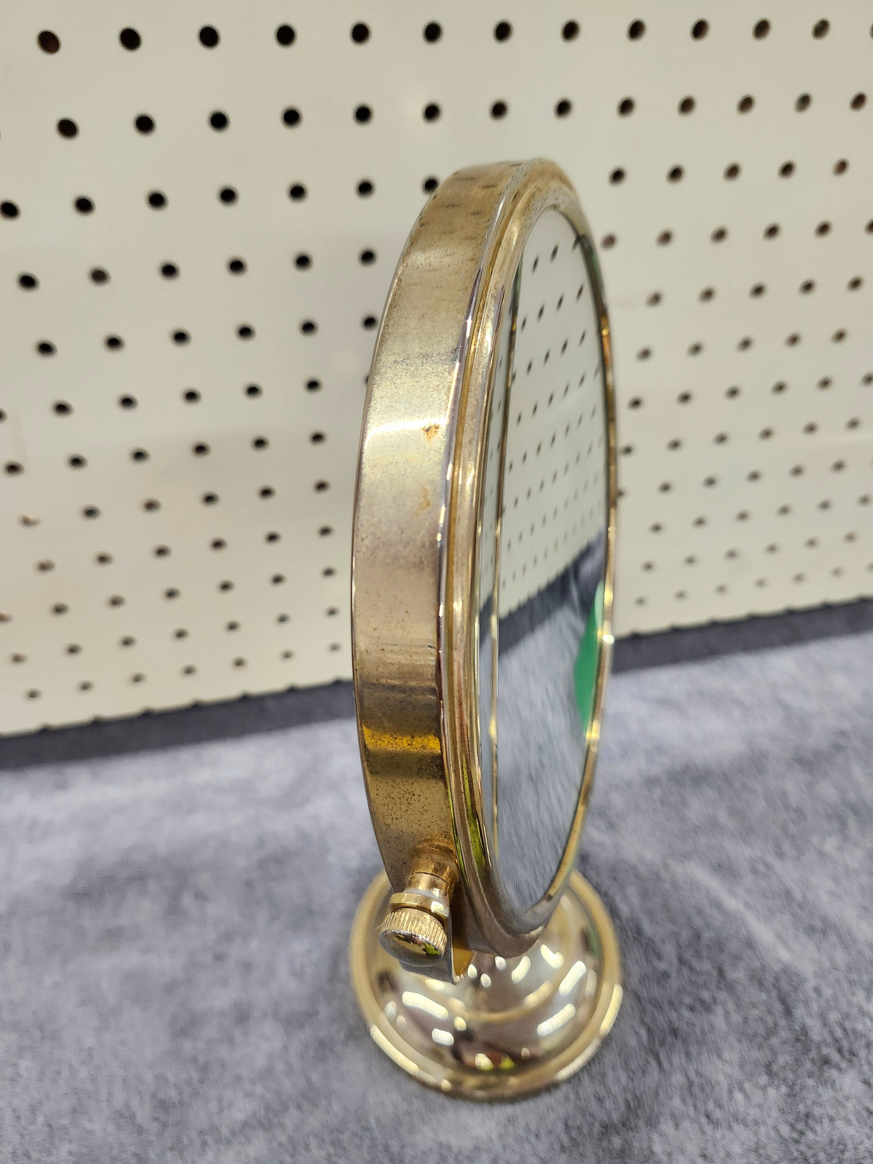 Mirror & magnifier