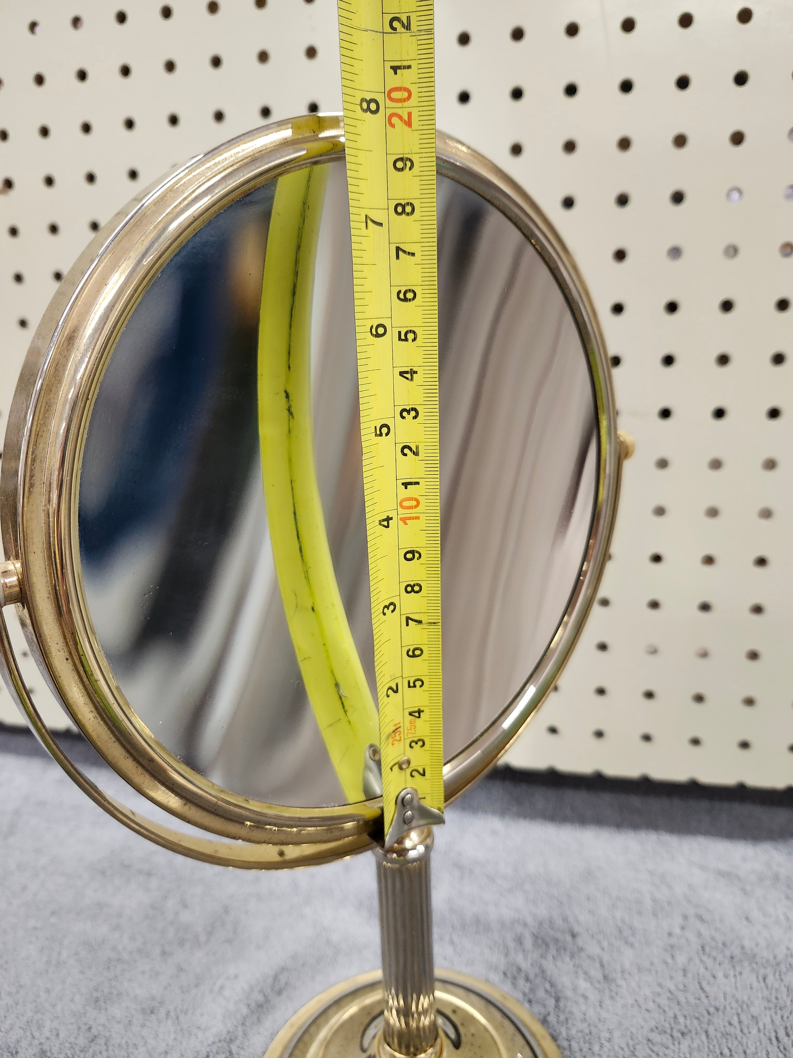 Mirror & magnifier