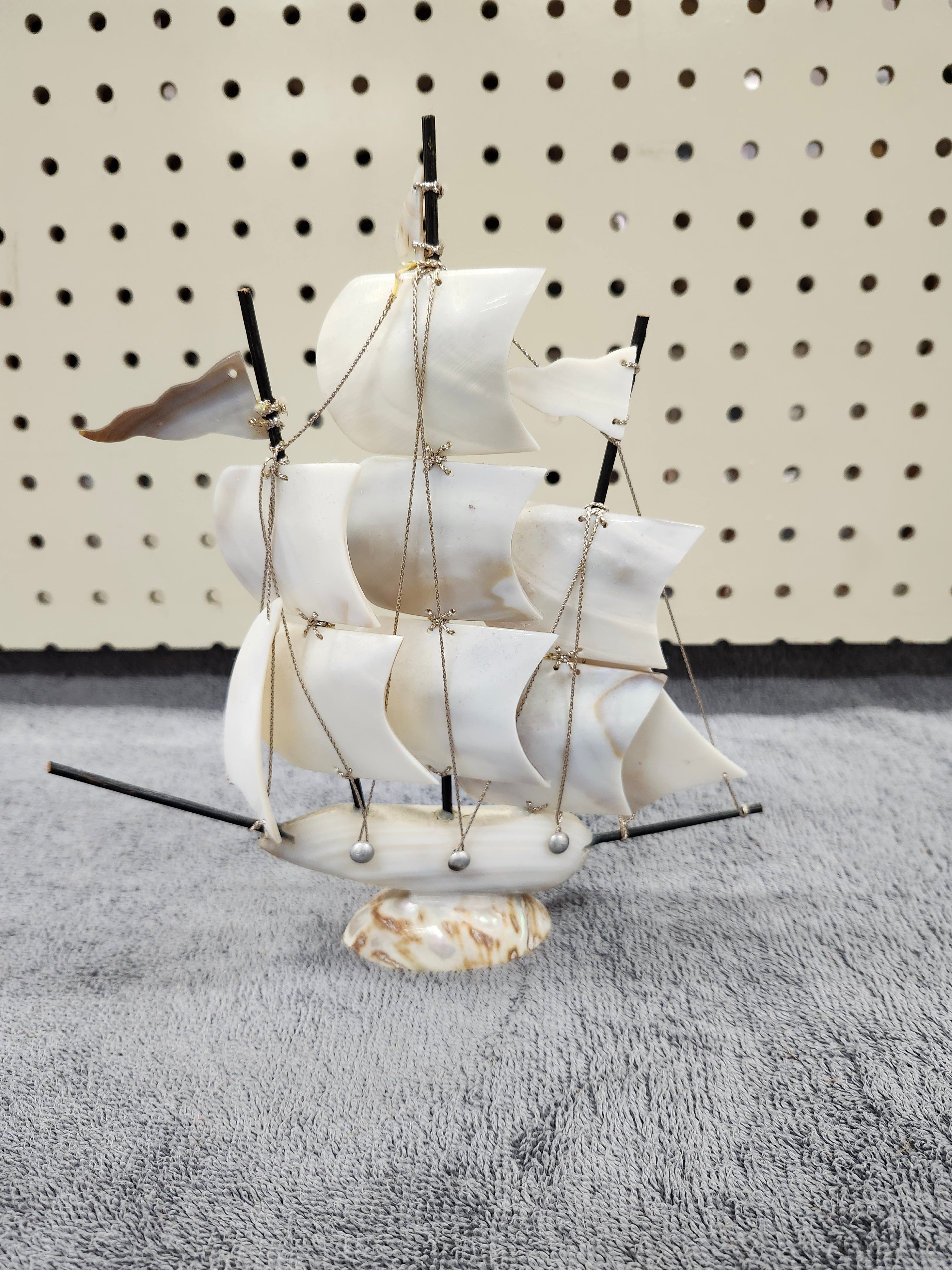 Shell ship