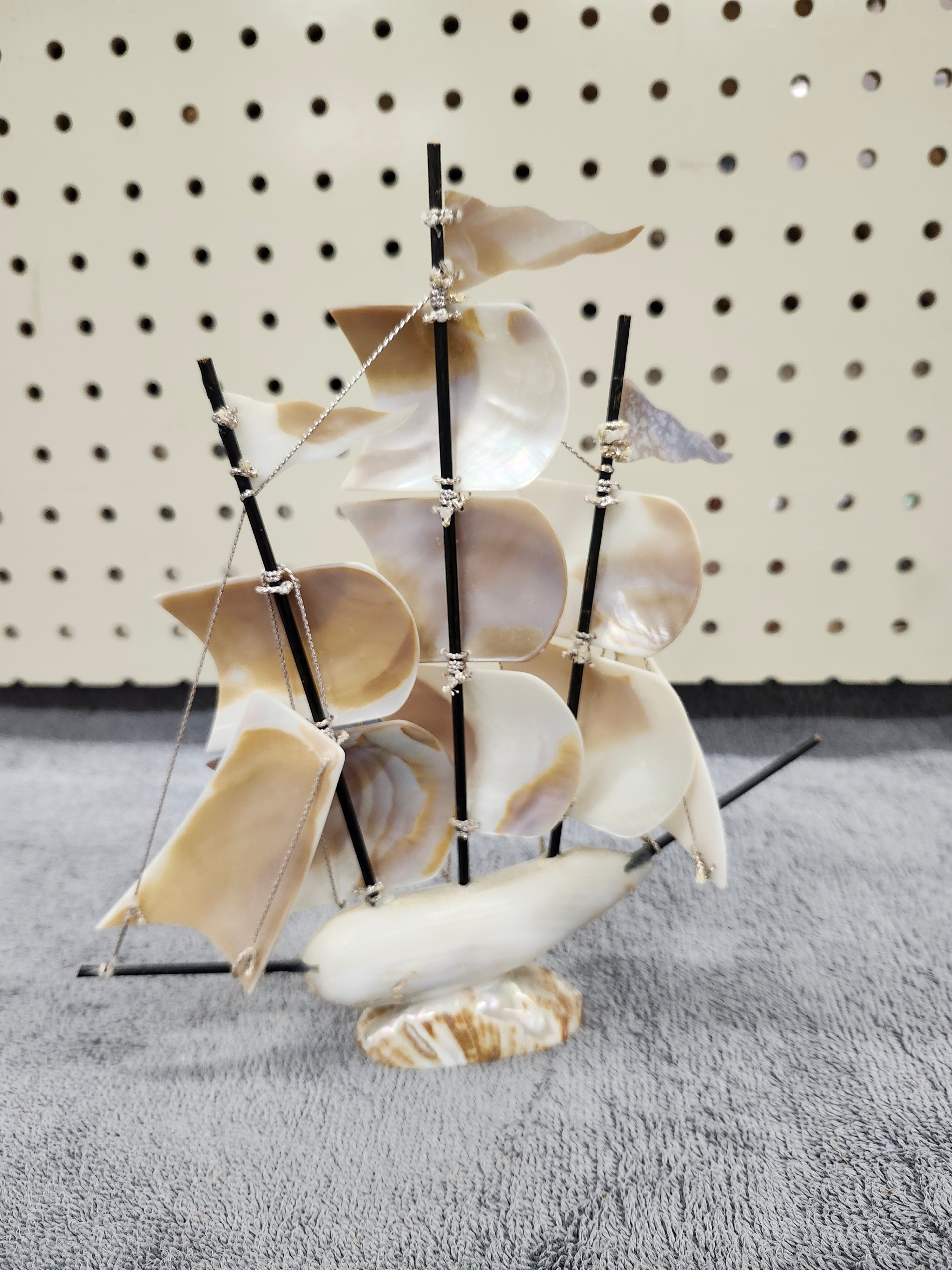 Shell ship
