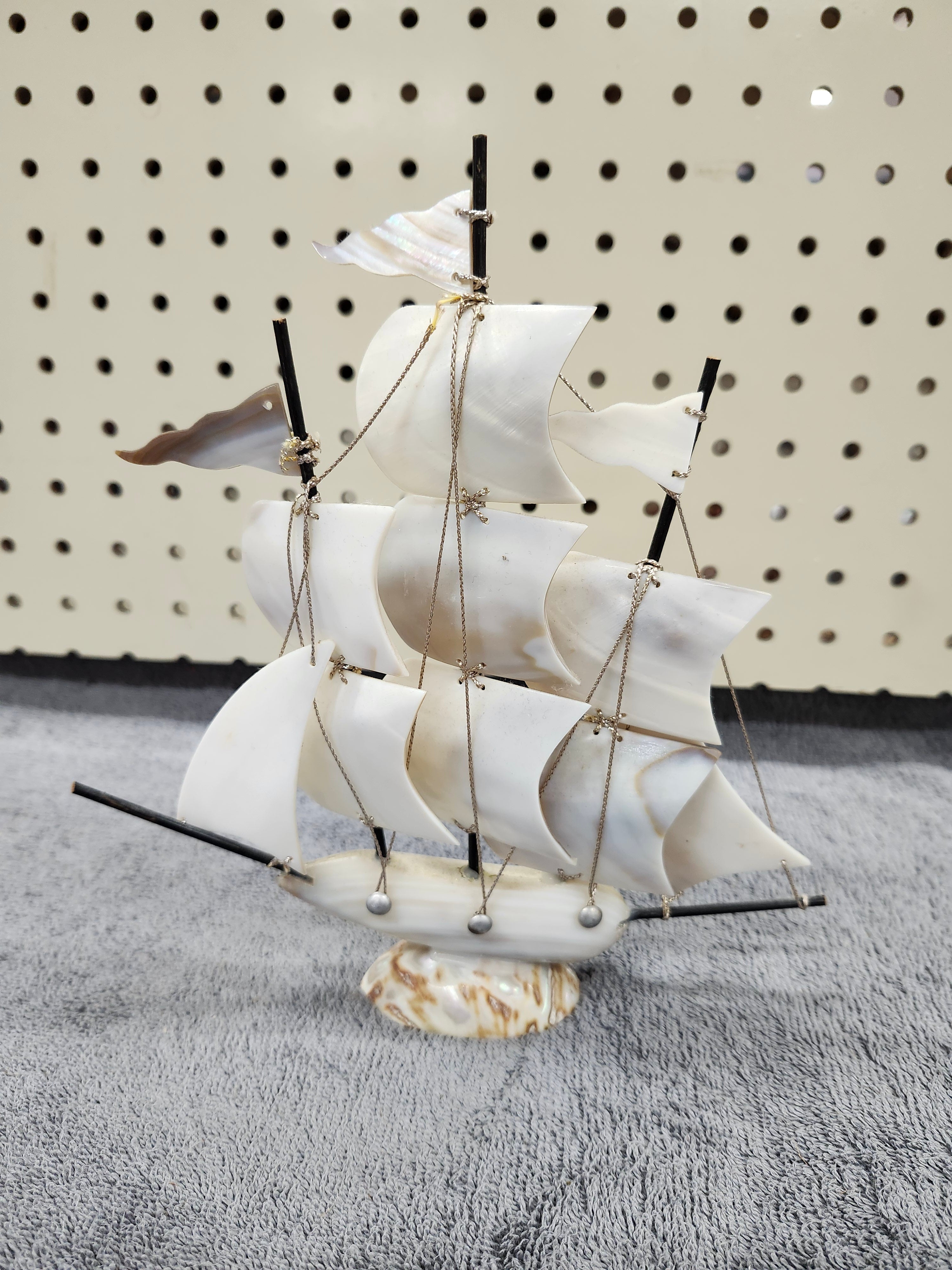 Shell ship