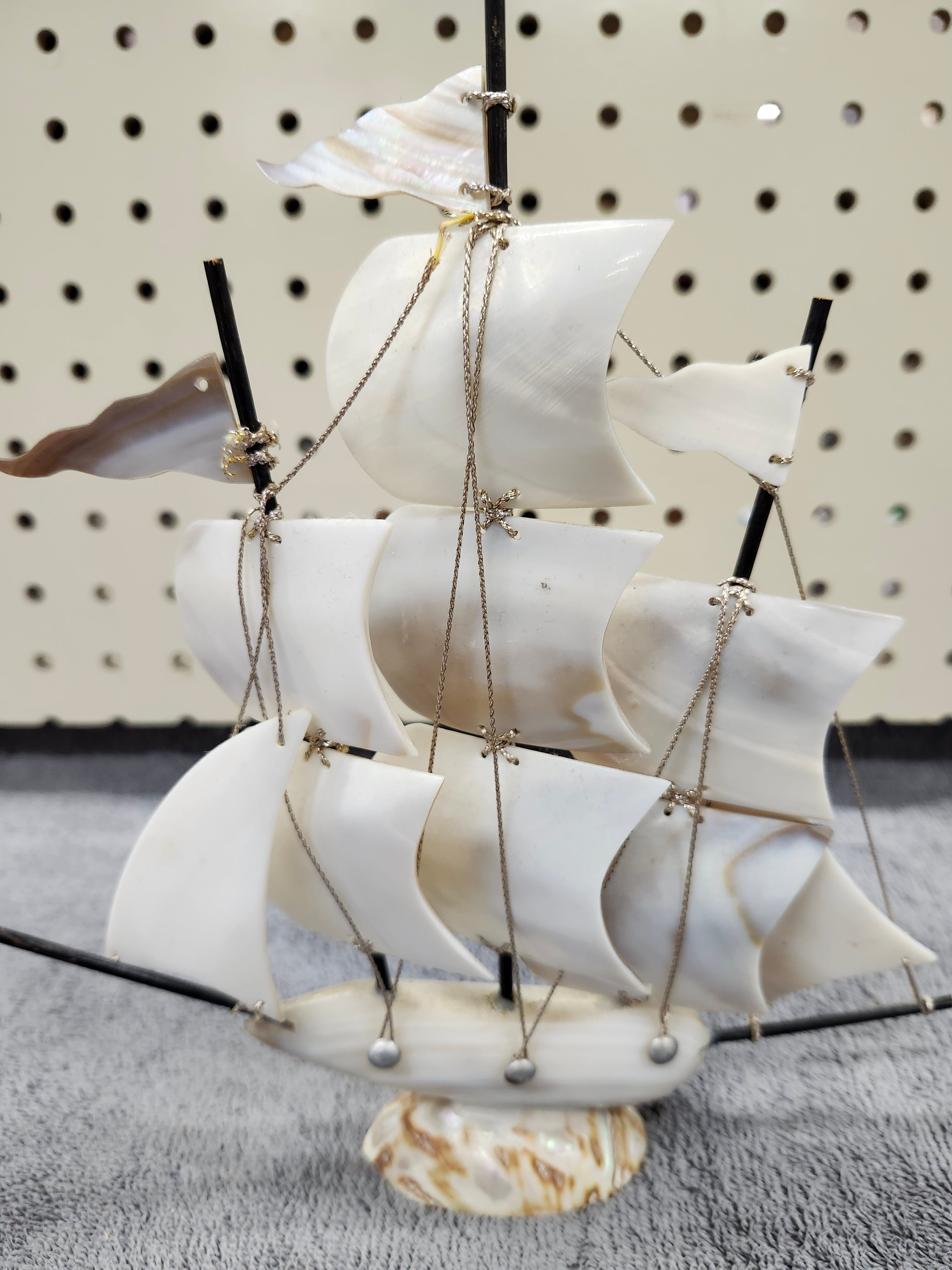 Shell ship