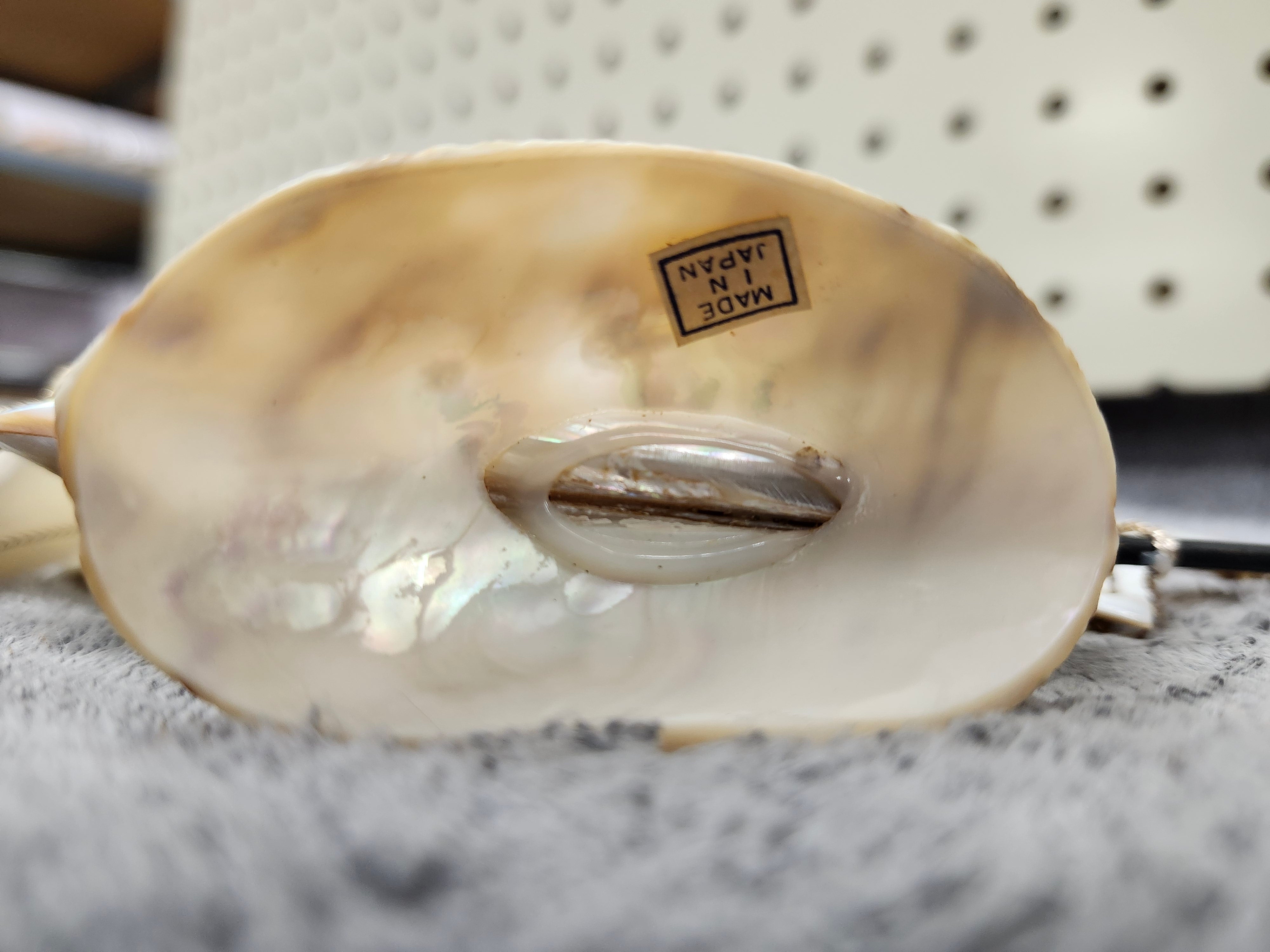 Shell ship