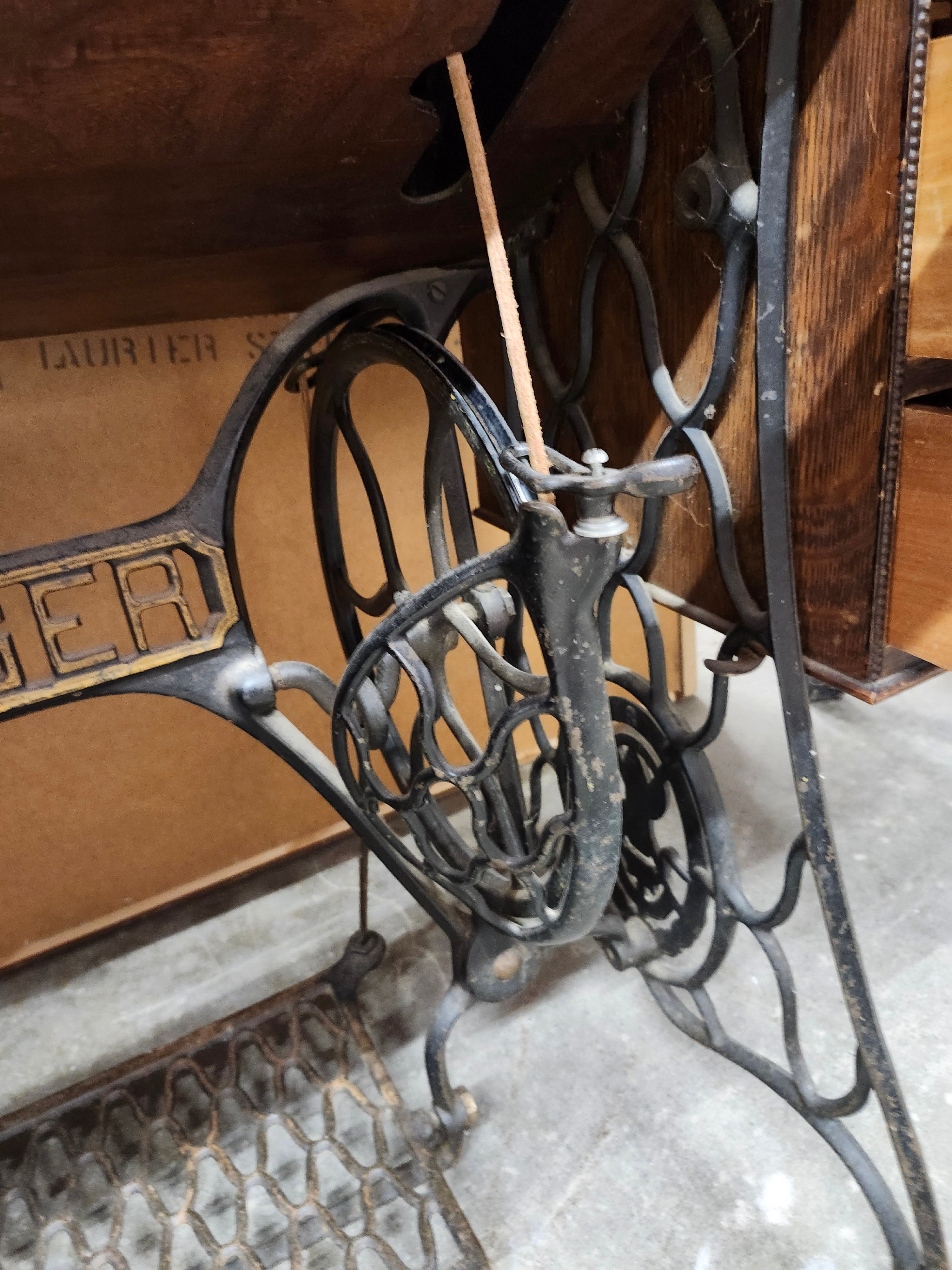 Singer foot driven sewing machine