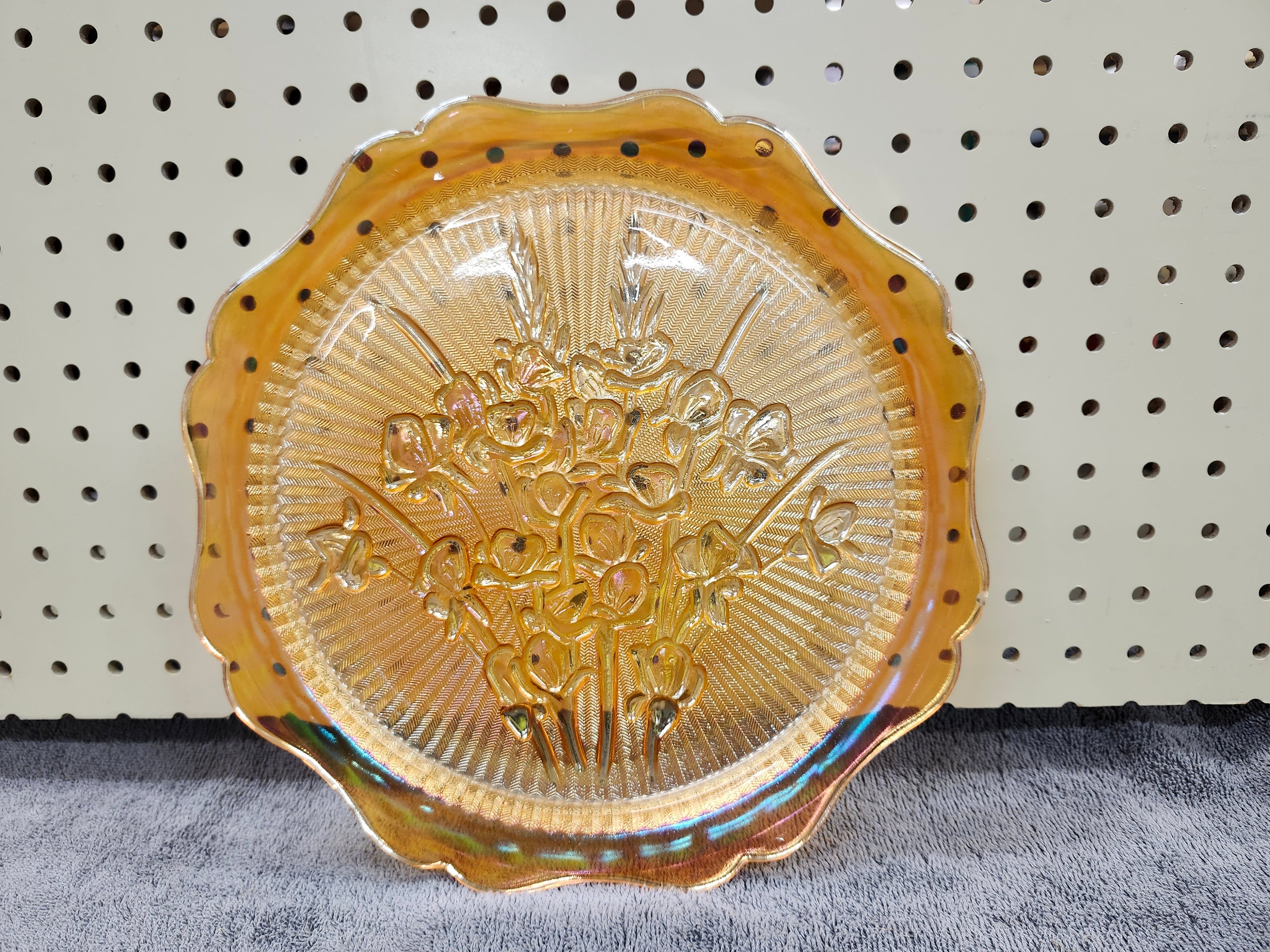 Carnival glass plater