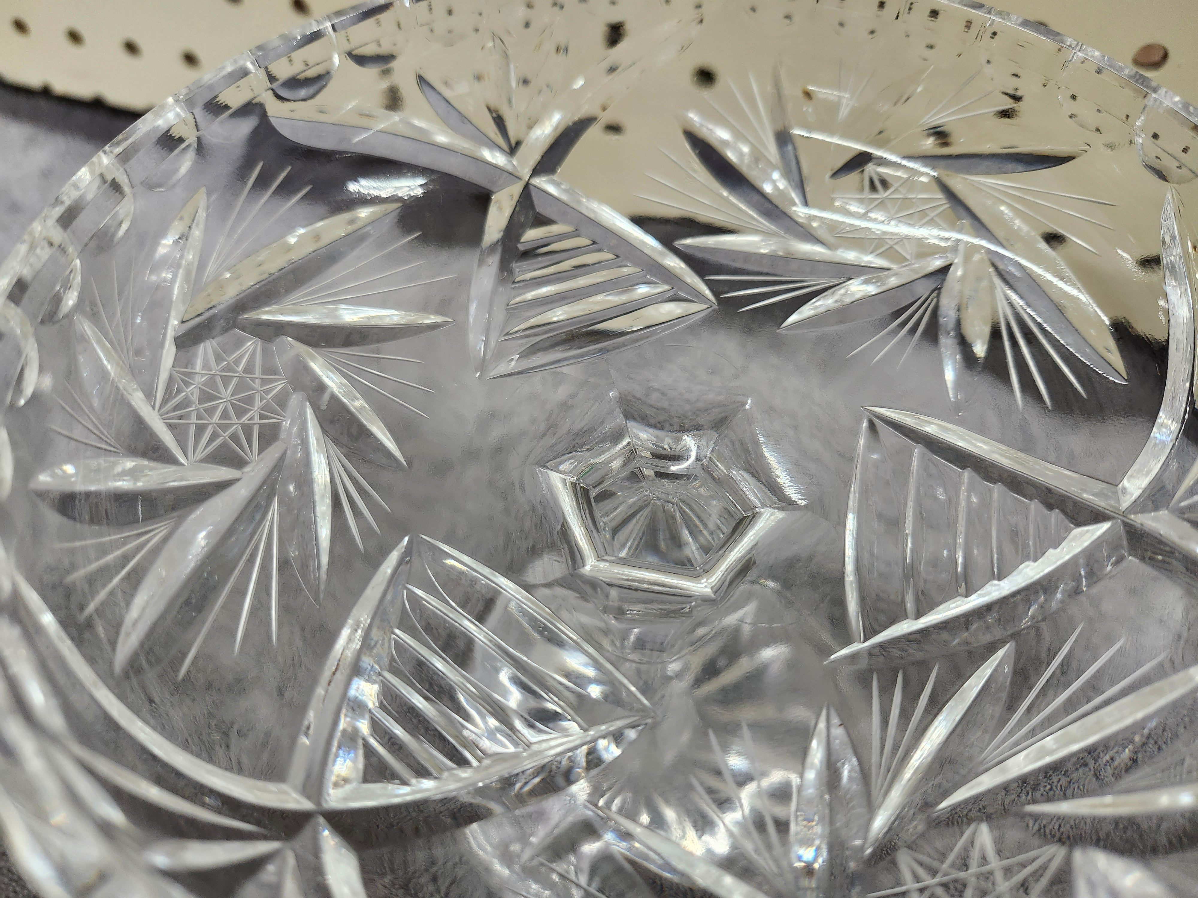 Pinwheel crystal candy dish