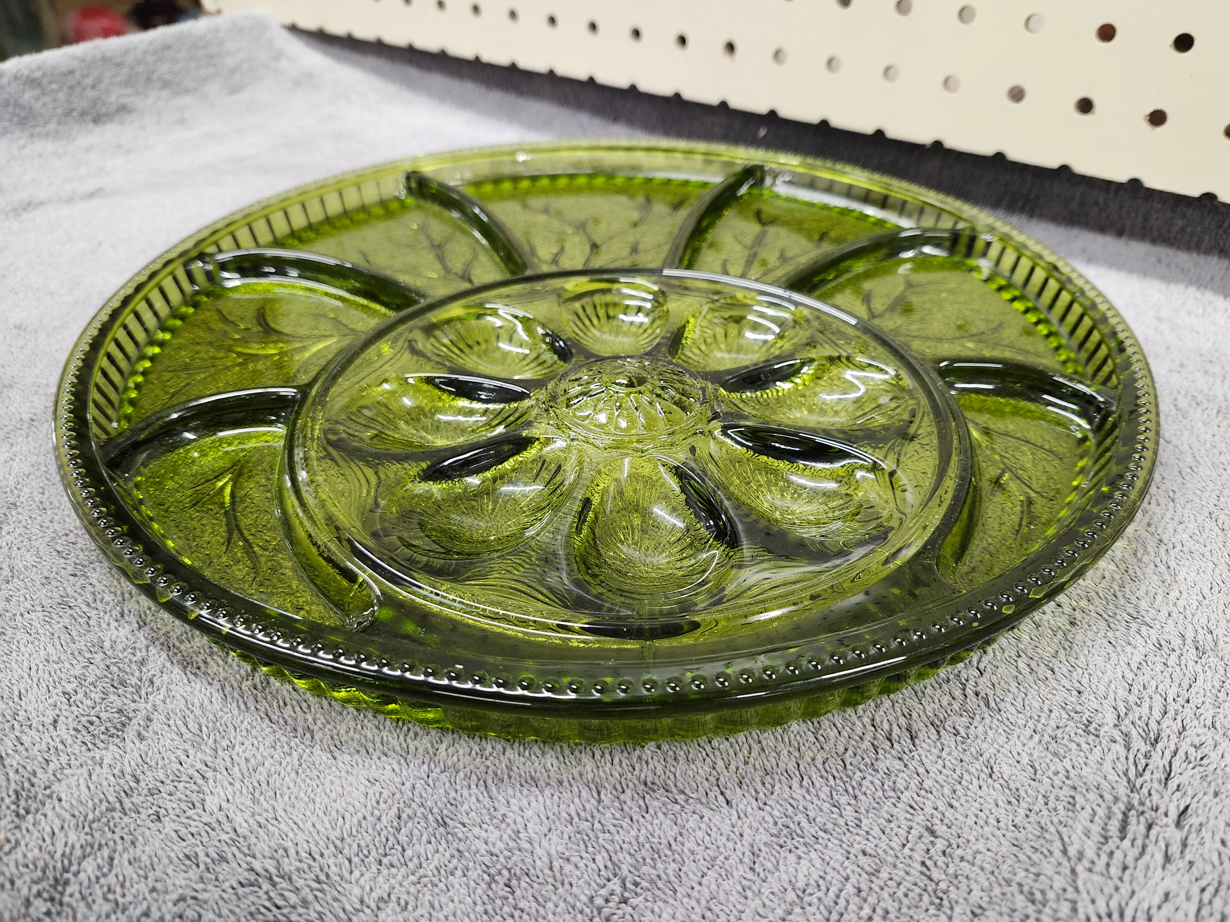 Green glass plater egg / veggies