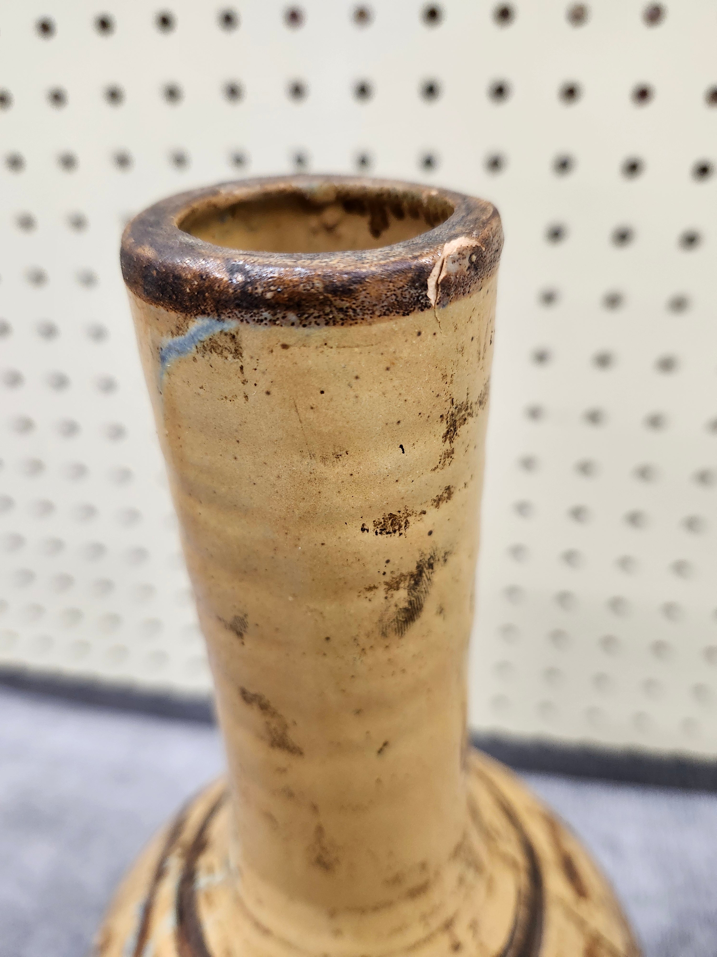 Pottery vase