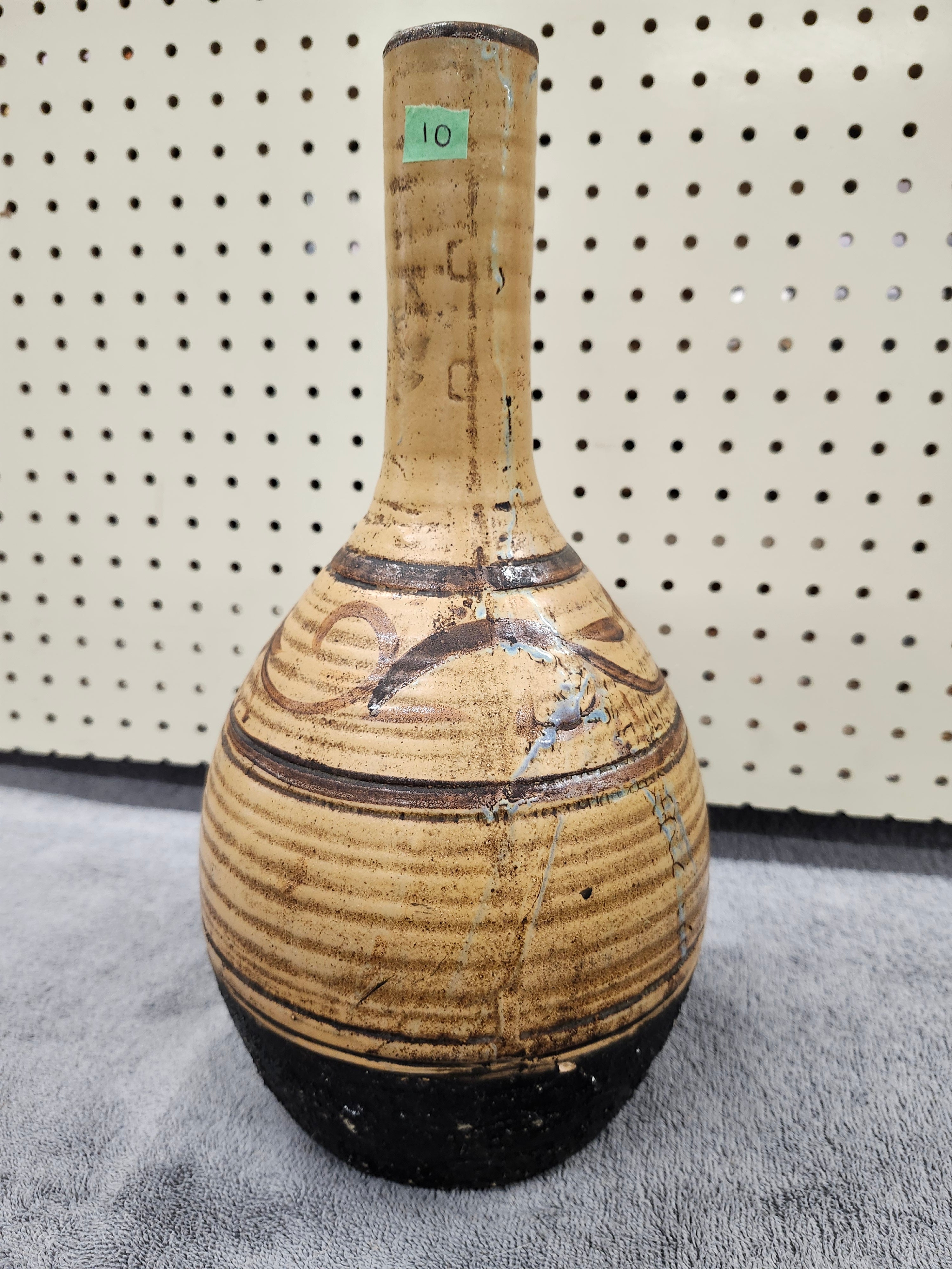 Pottery vase