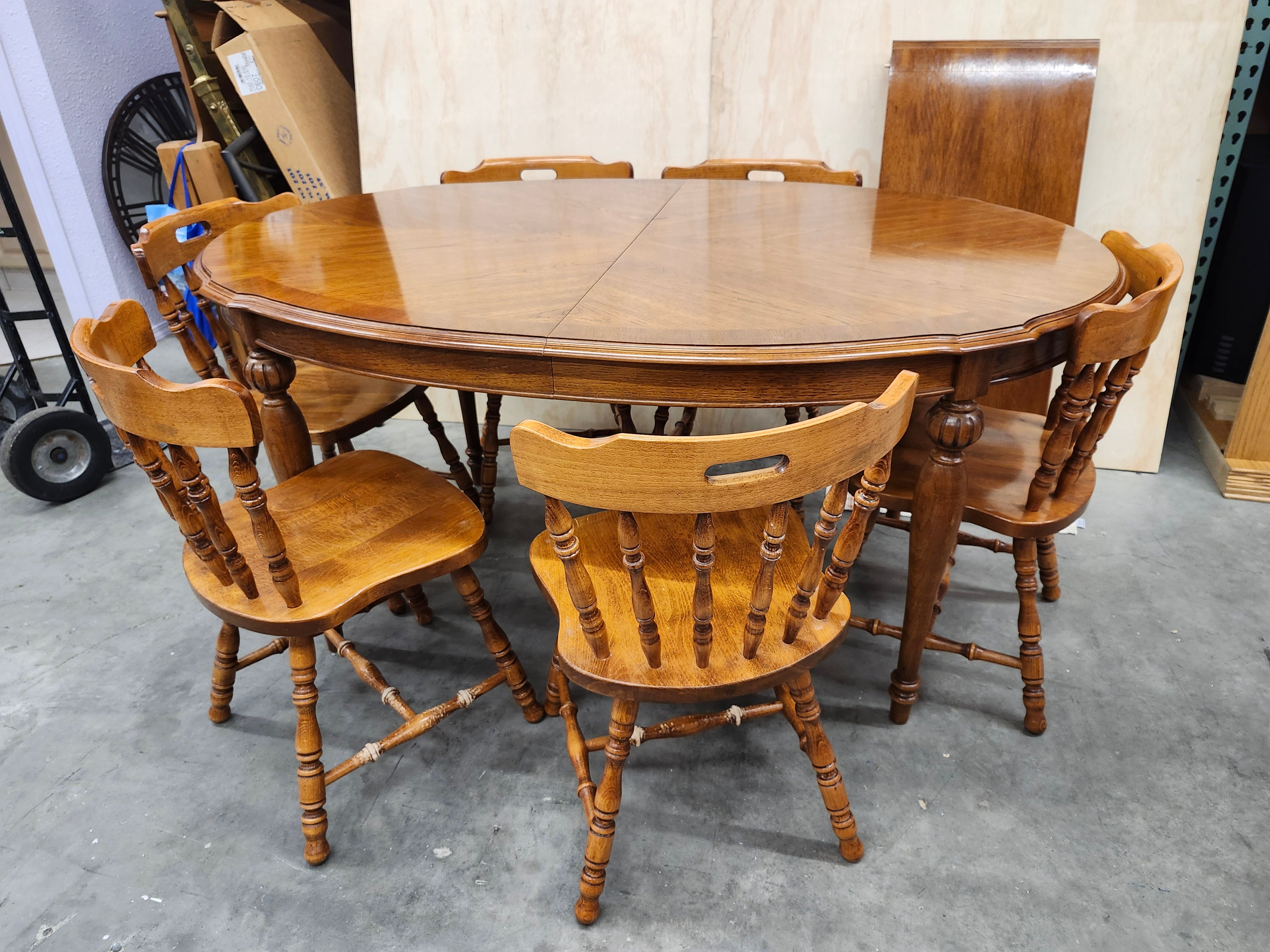 Dining set with 1 leaf & 6 chairs