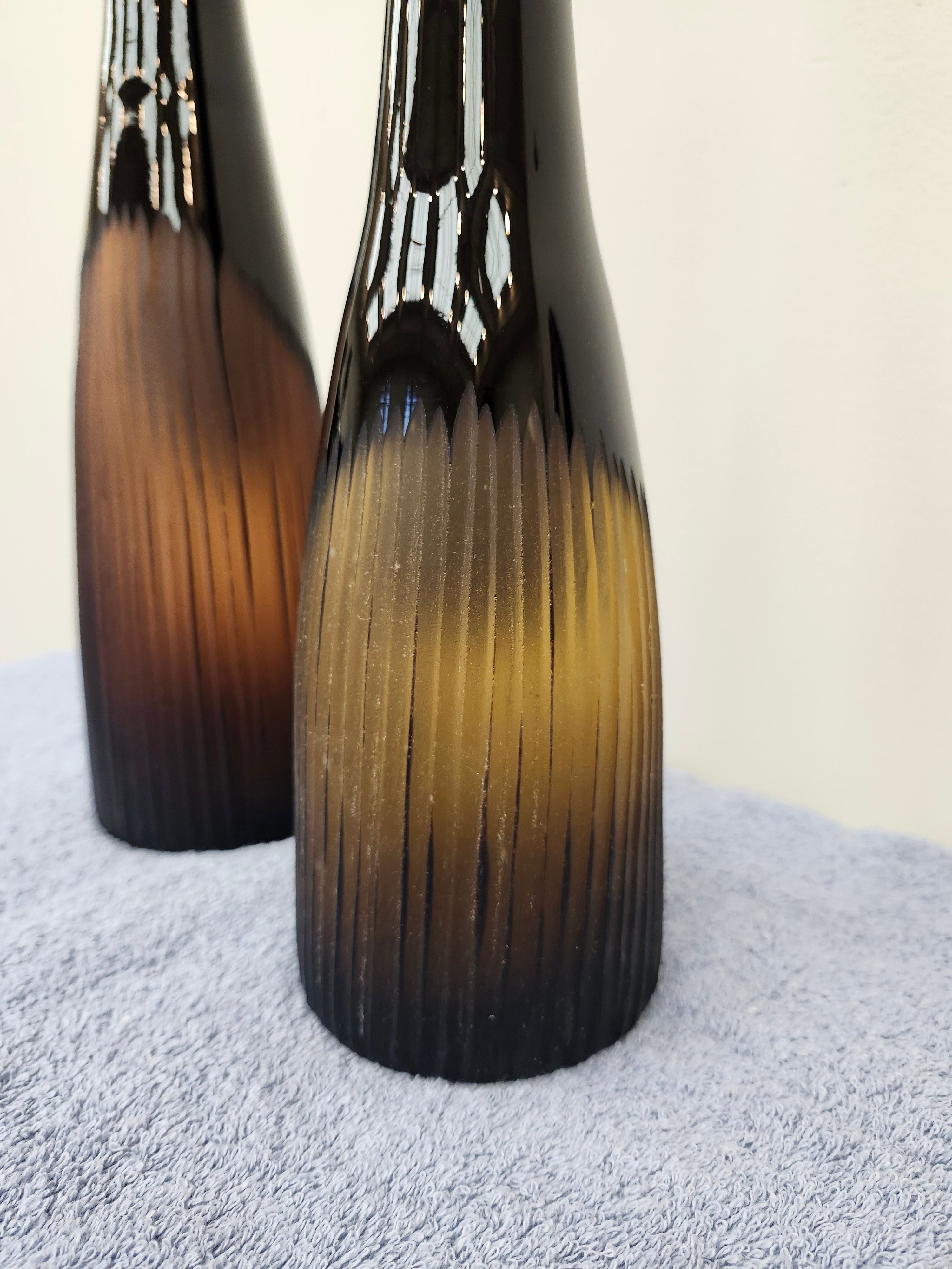 X2 glass vases