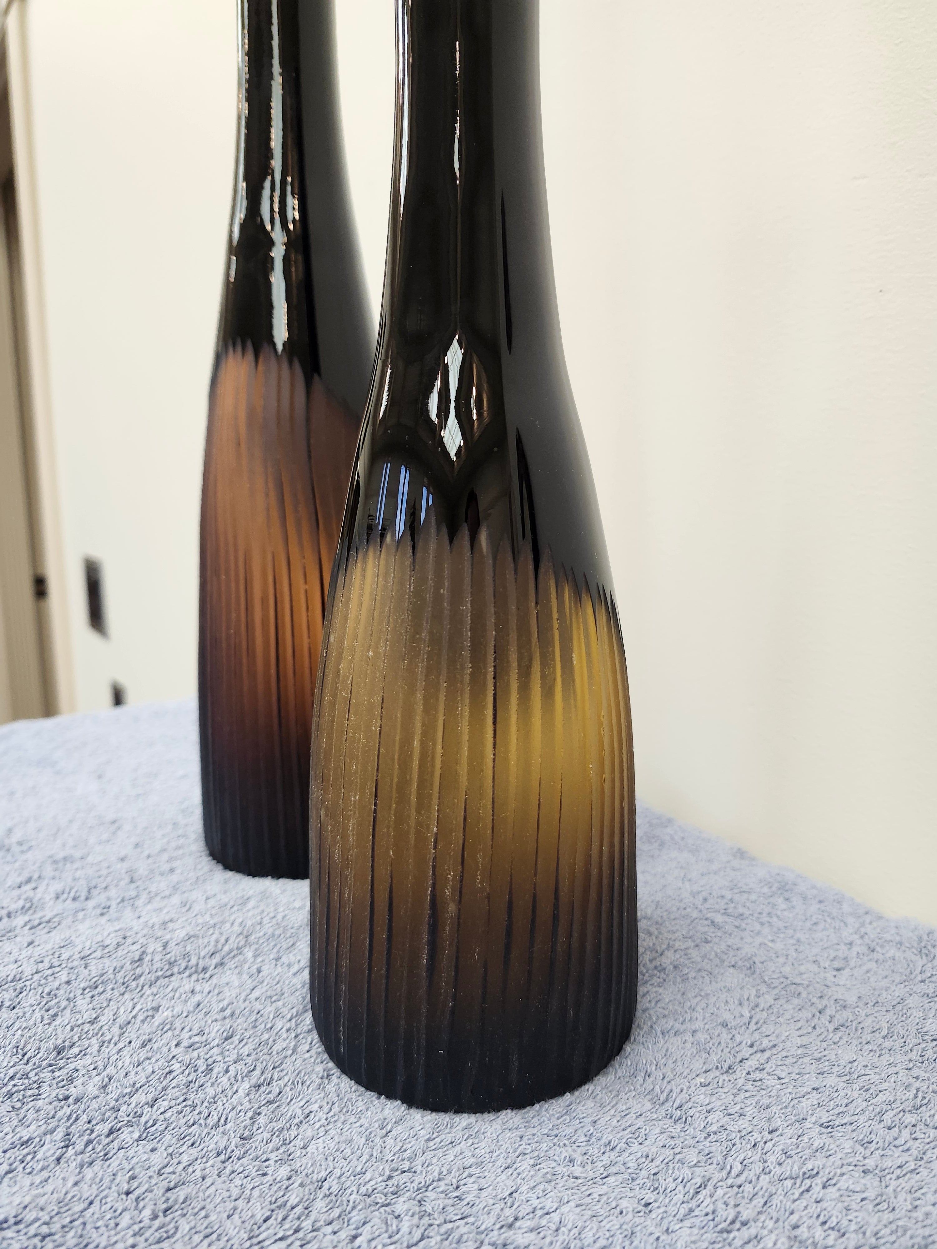 X2 glass vases
