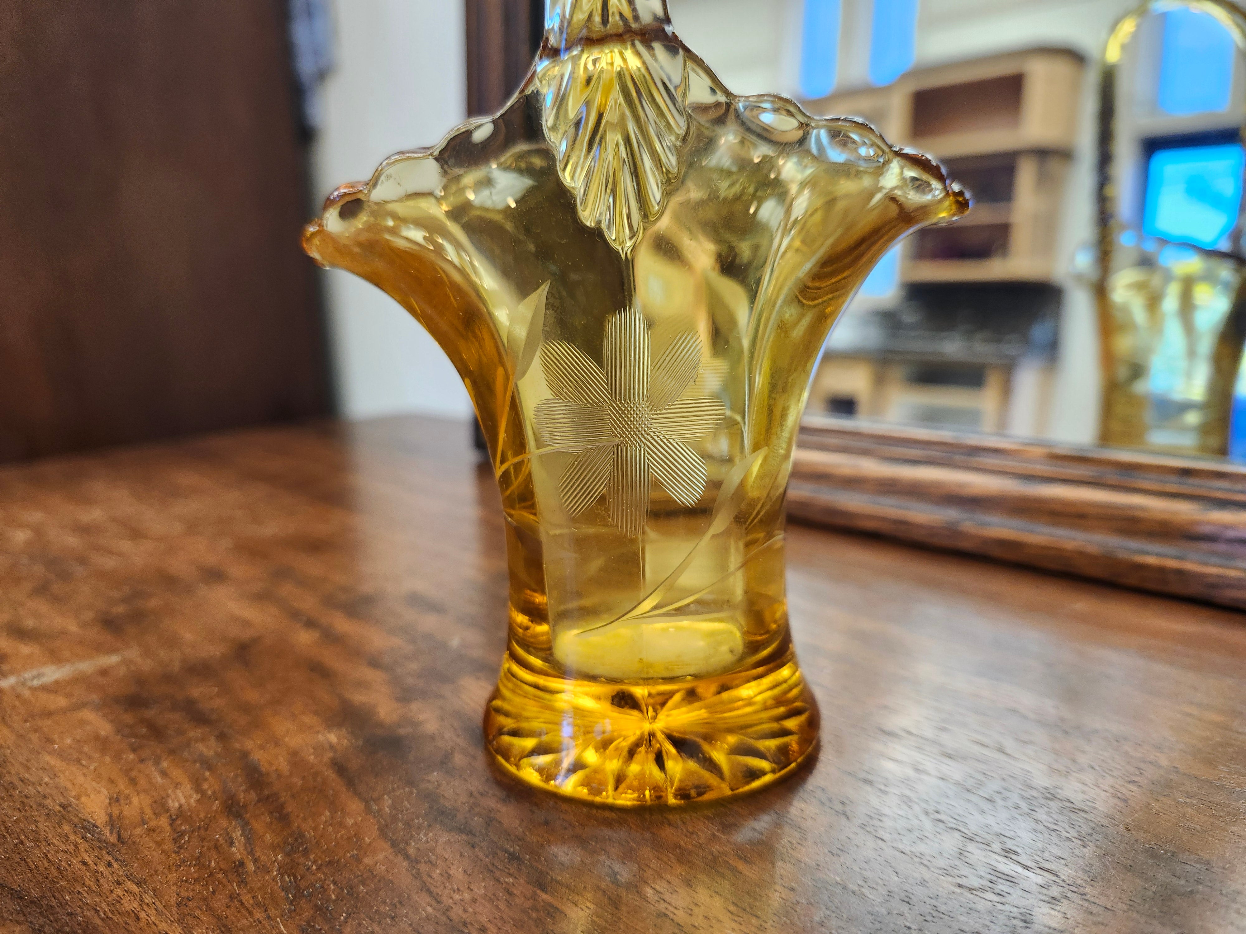 Amber glass basket