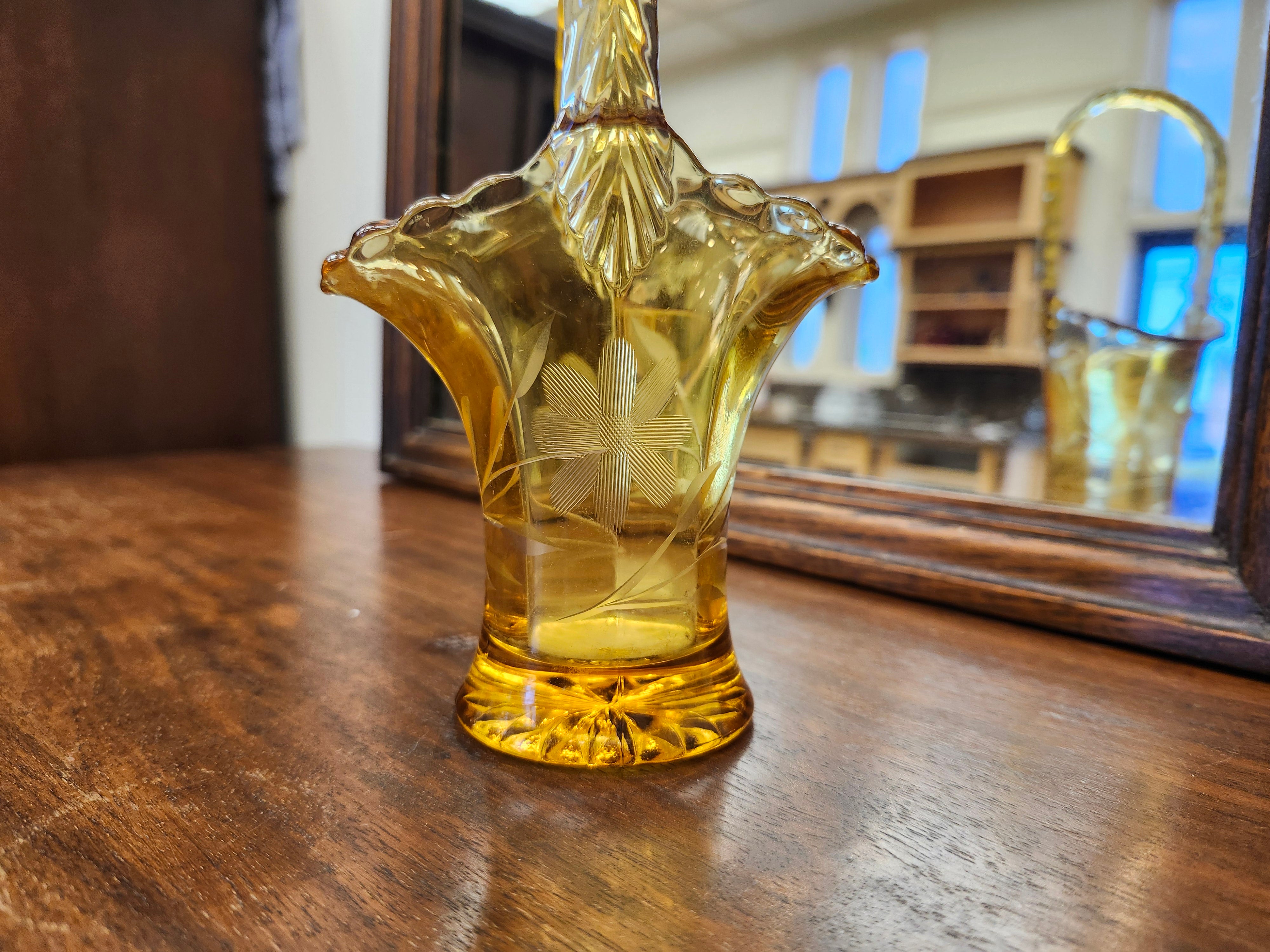 Amber glass basket