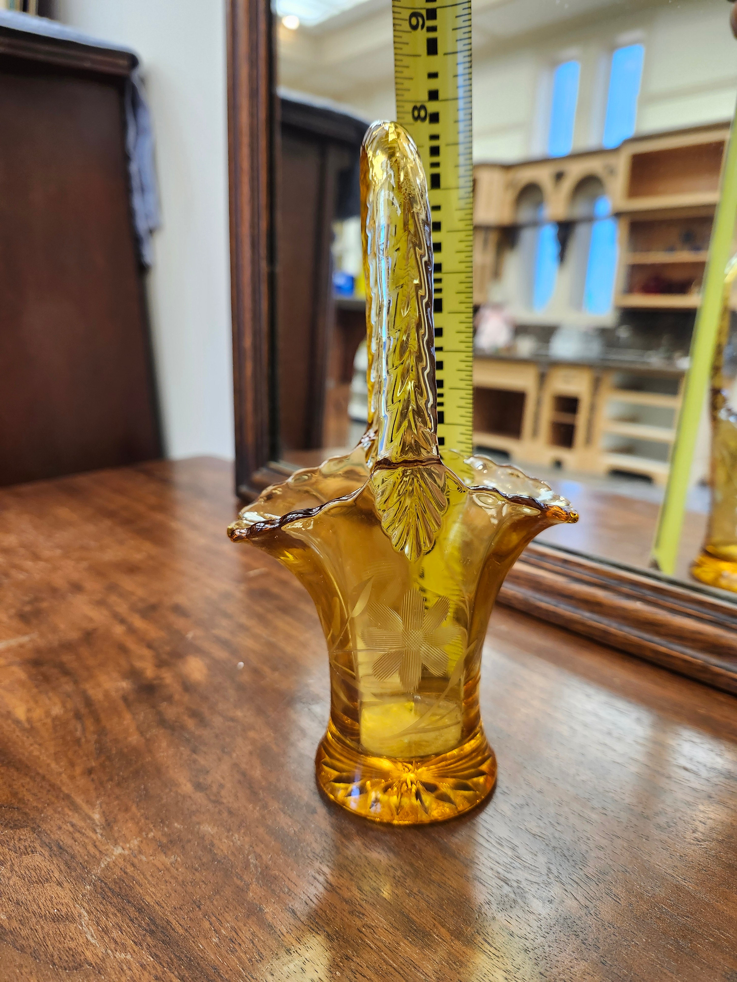 Amber glass basket