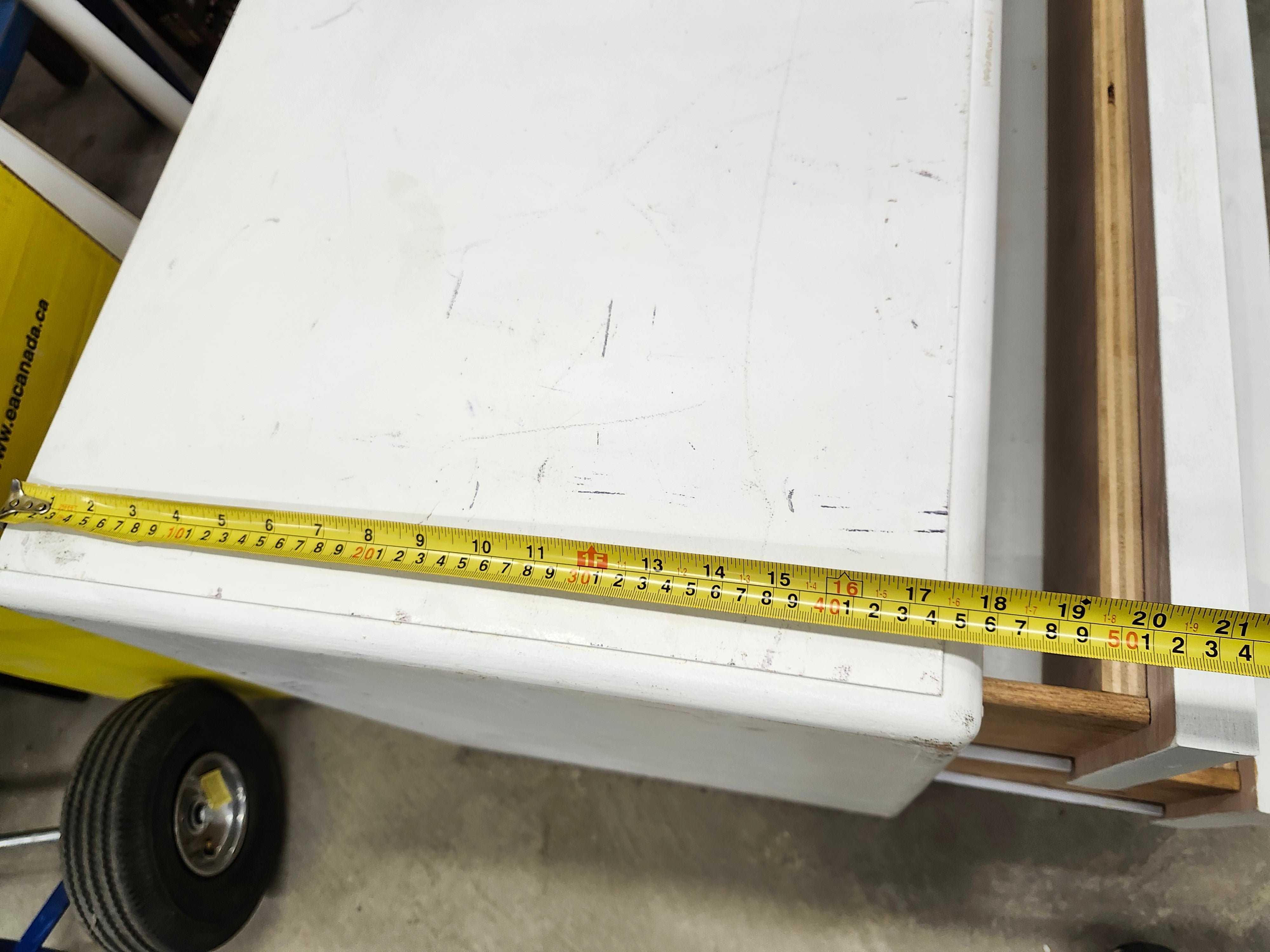 Small 2 drawer dresser