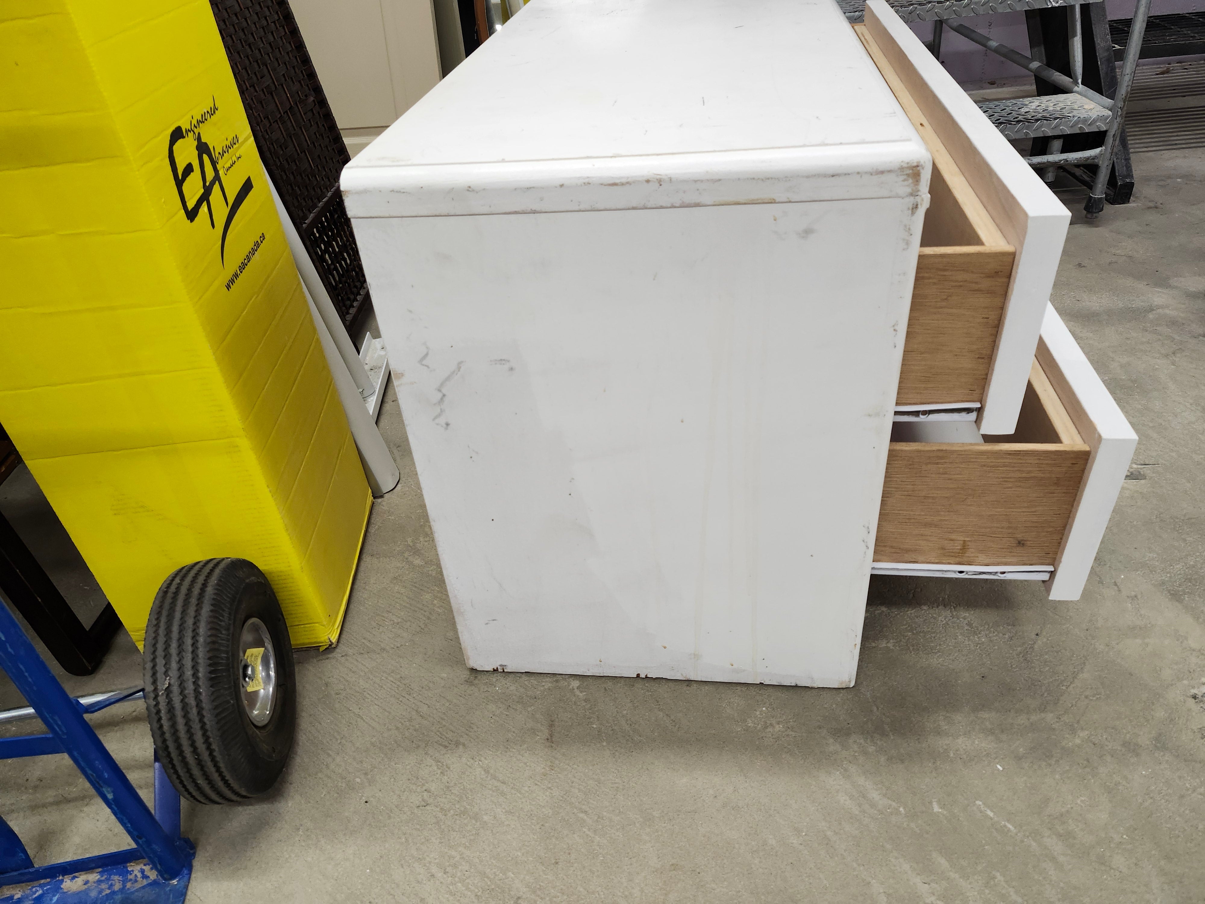 Small 2 drawer dresser