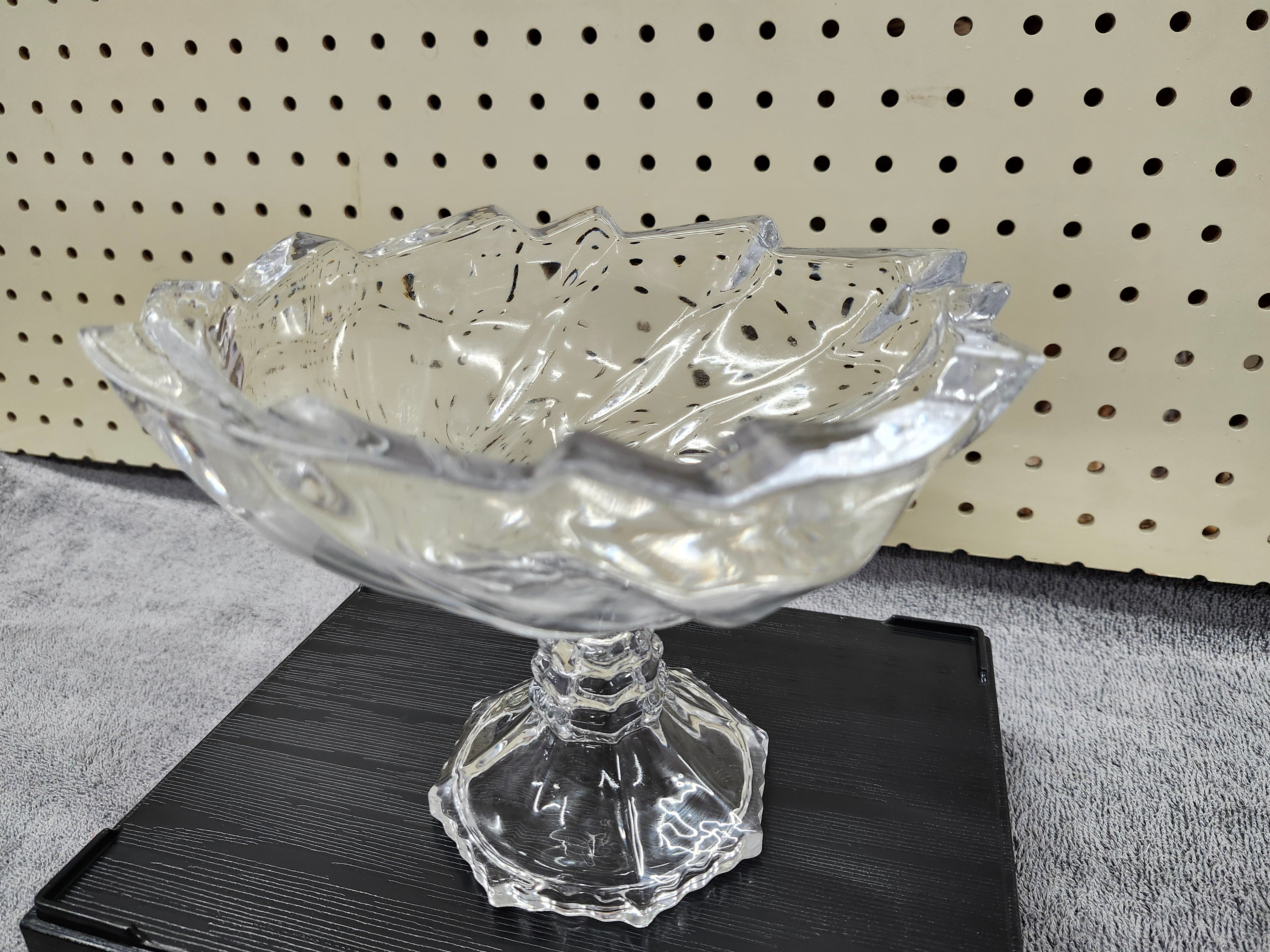 Pedestal candy dish