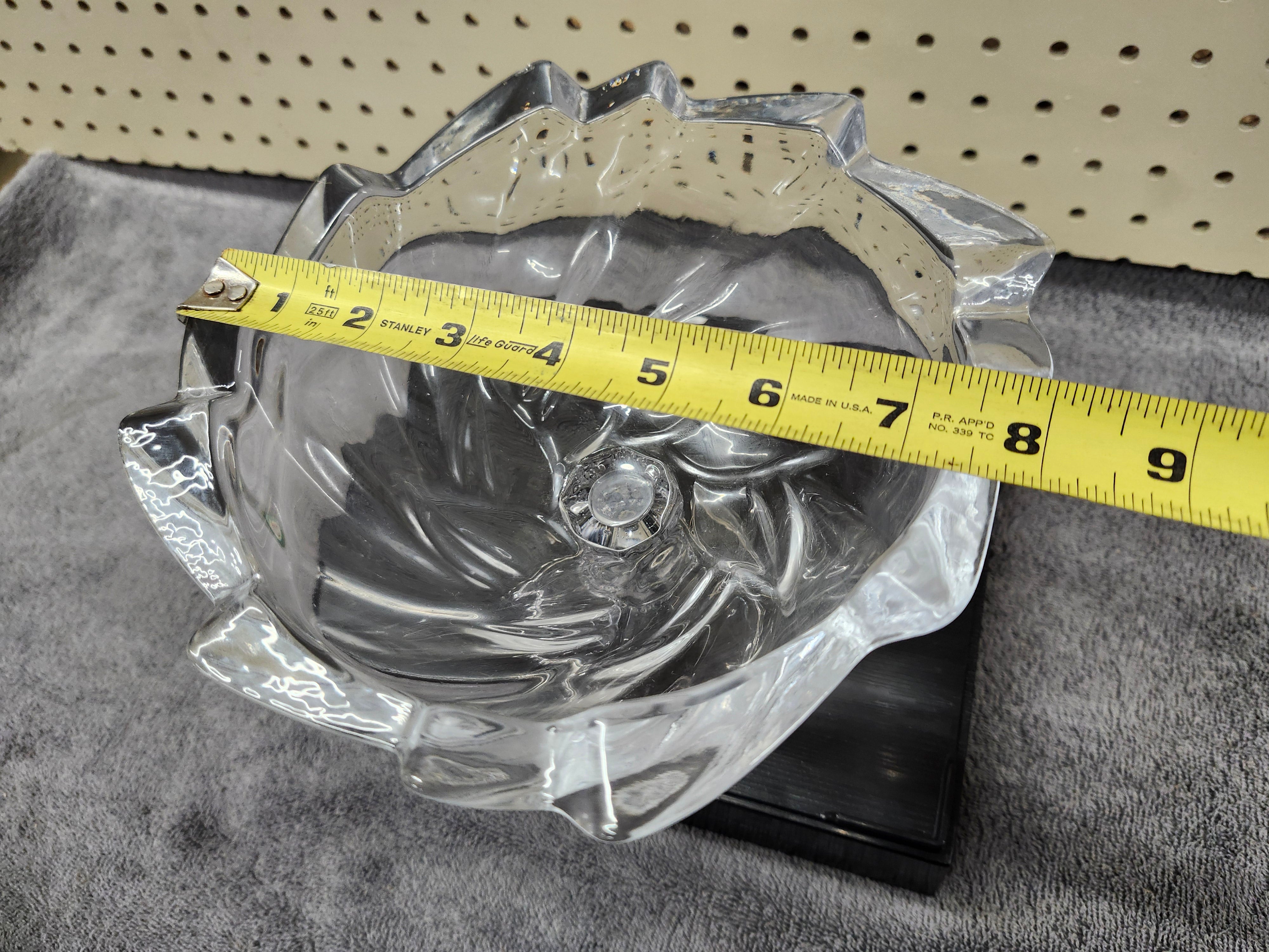 Pedestal candy dish