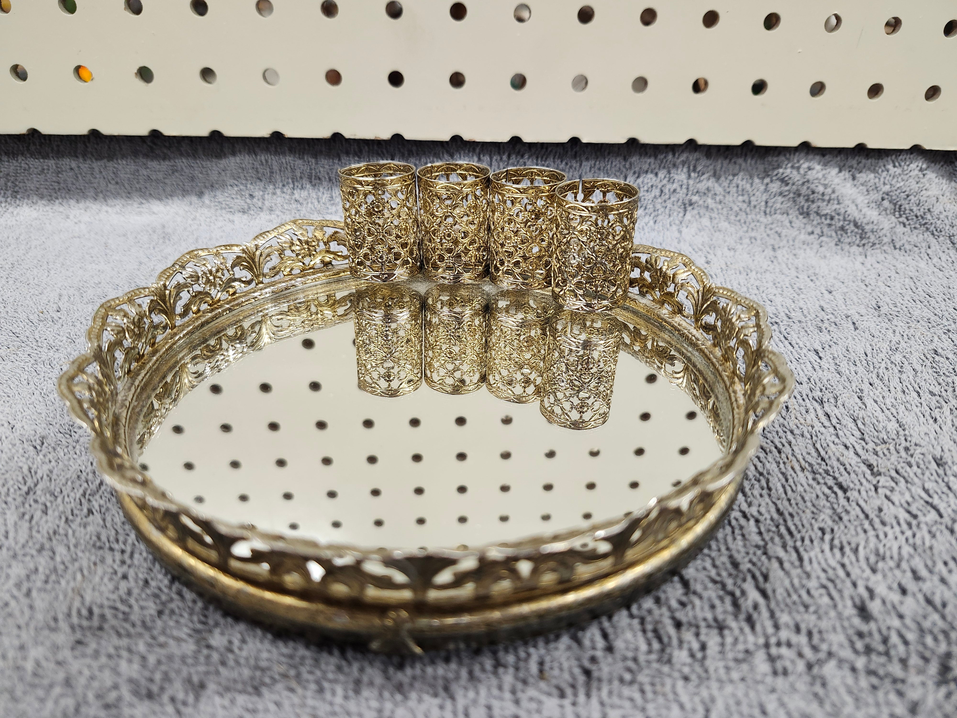 Makeup mirror