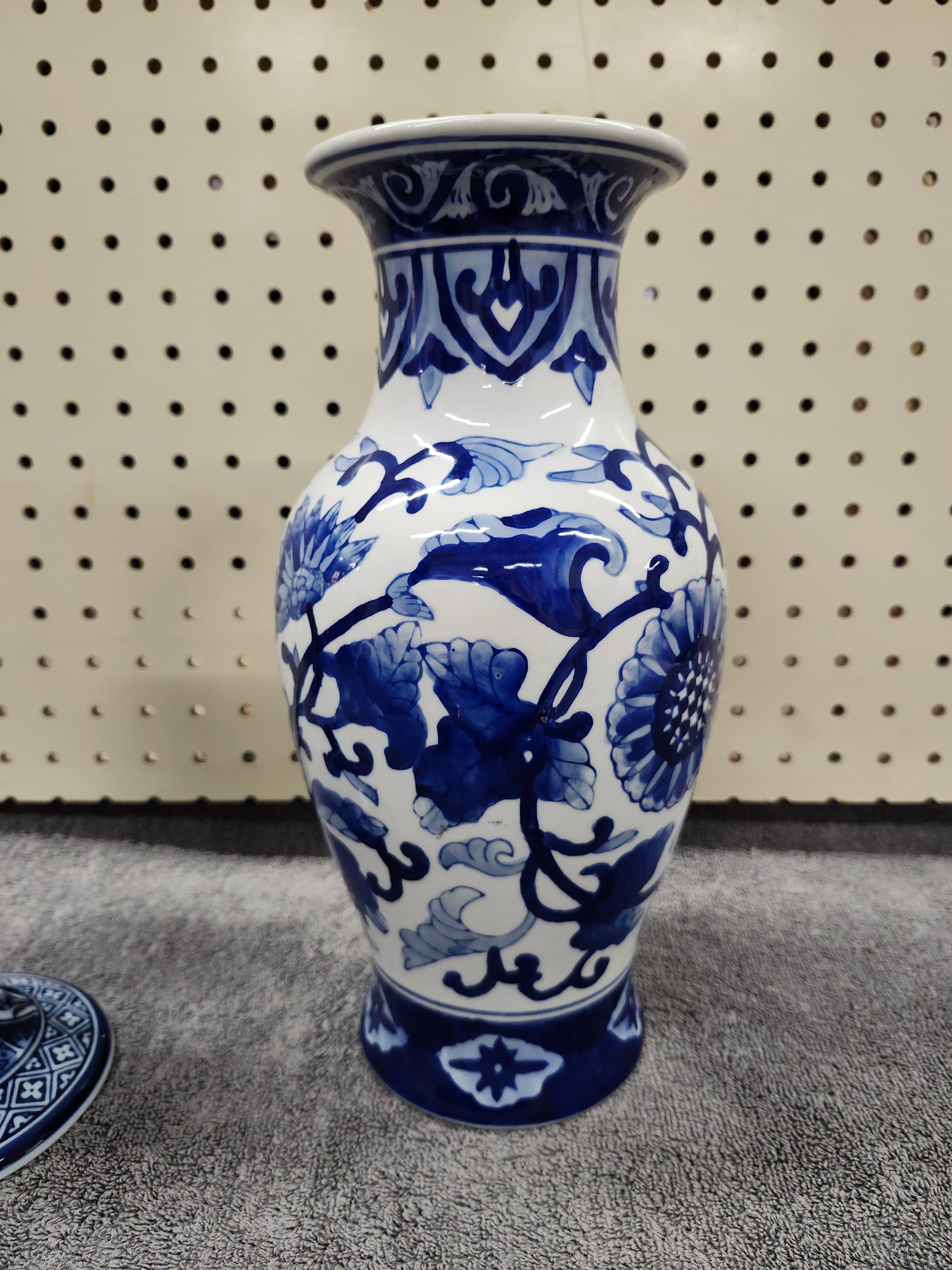 Vase & candle holder