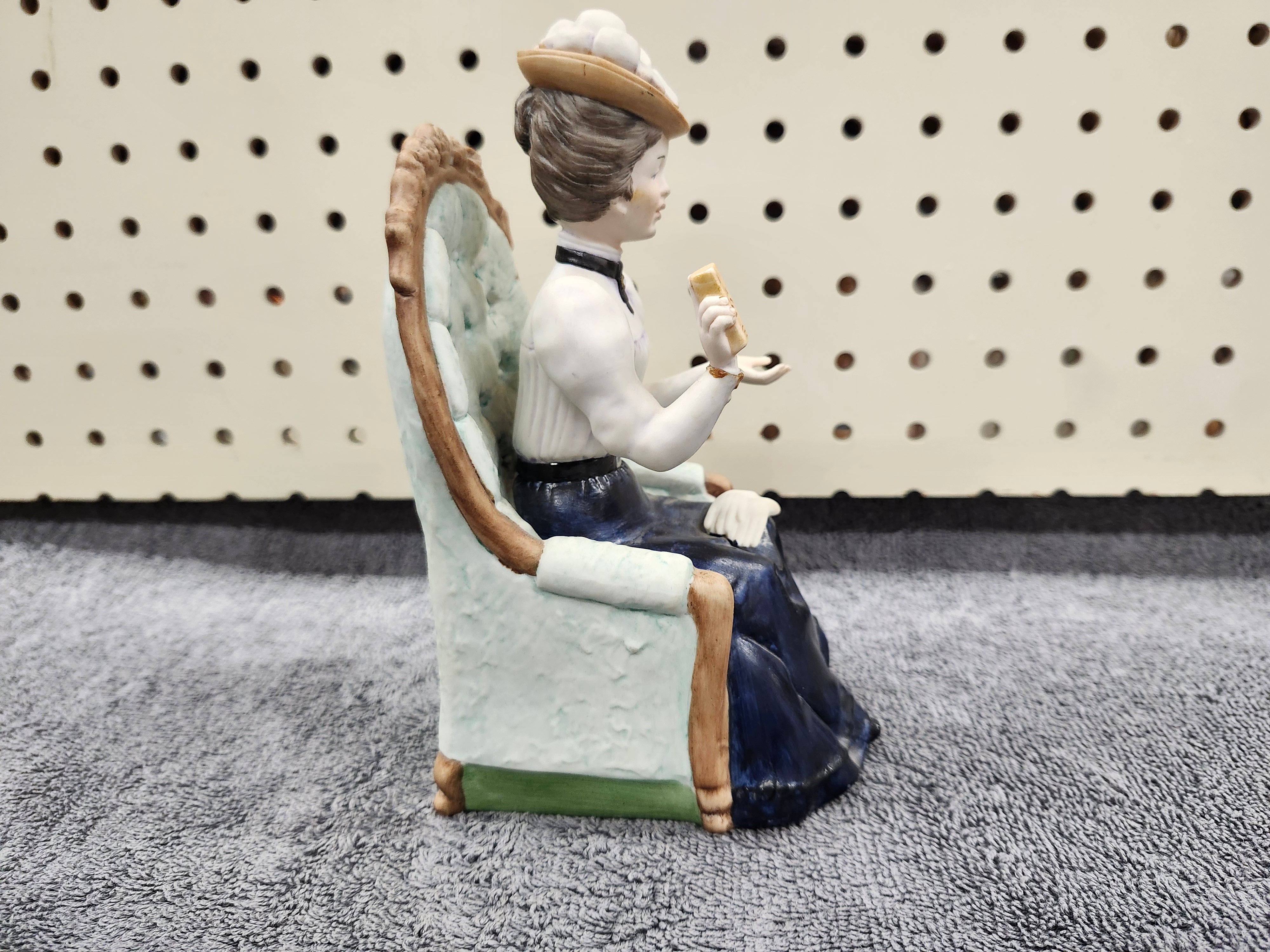 Figurine