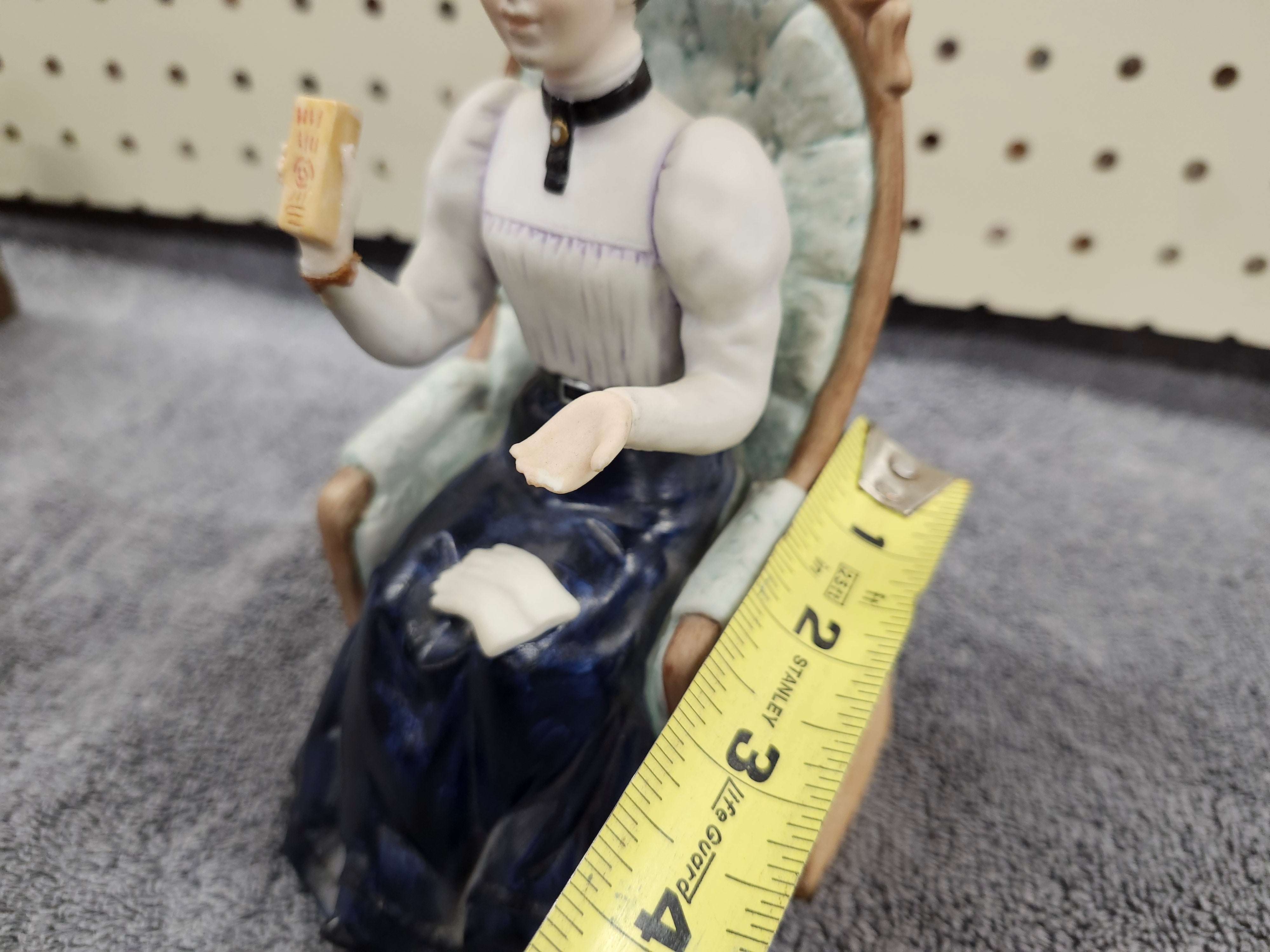 Figurine