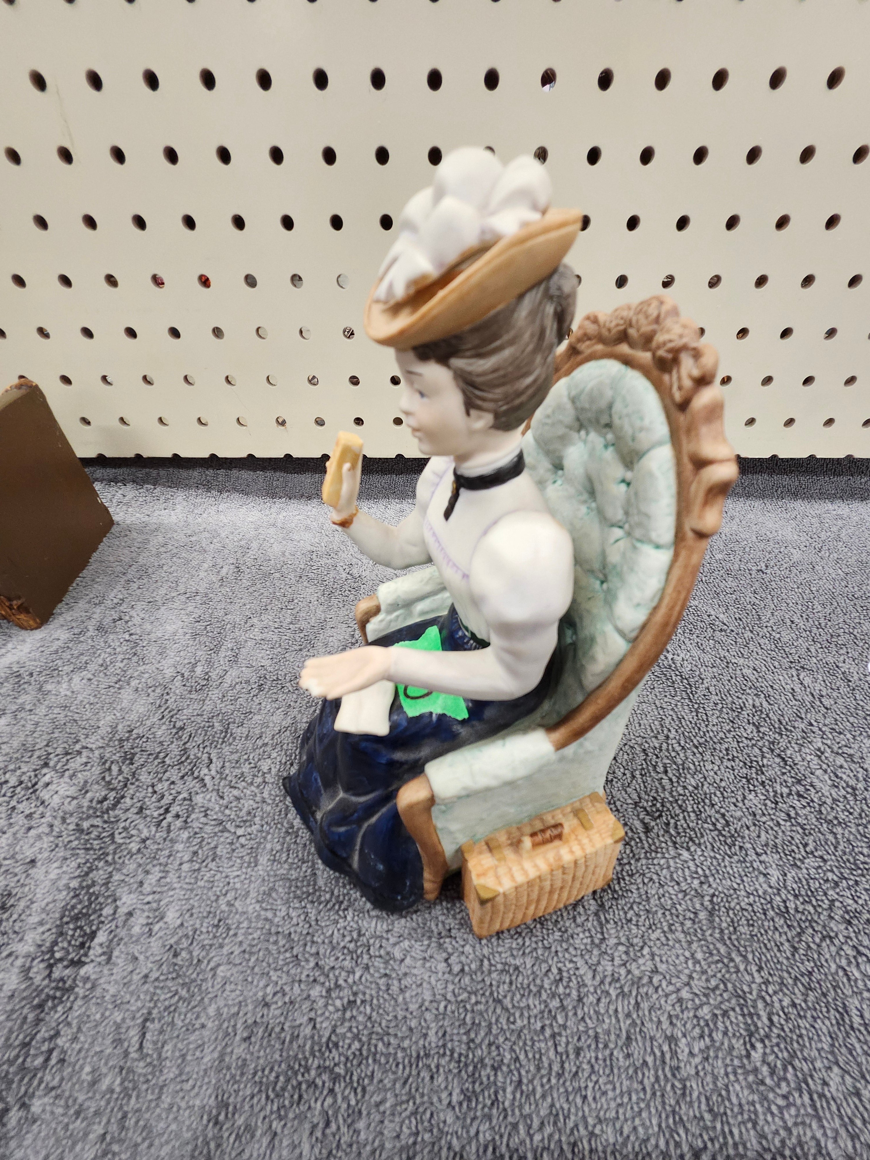 Figurine