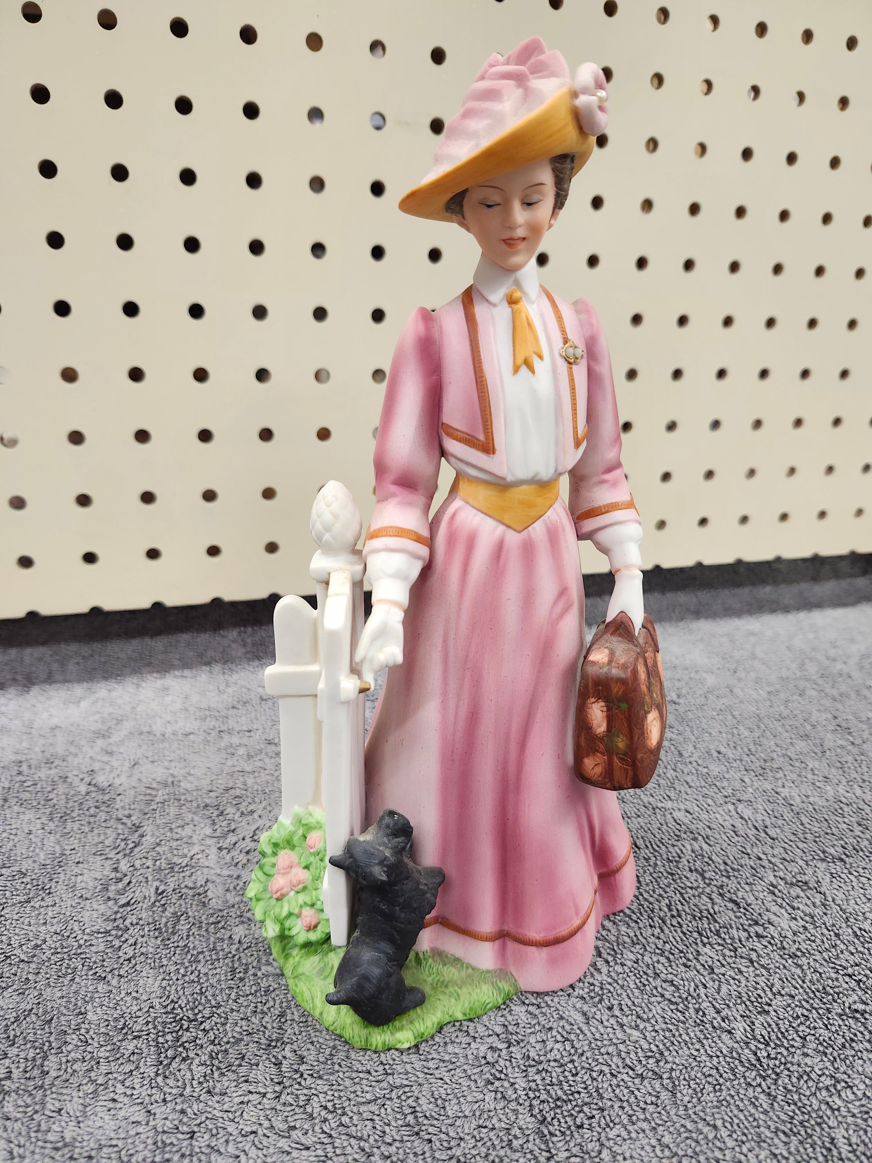 Figurine