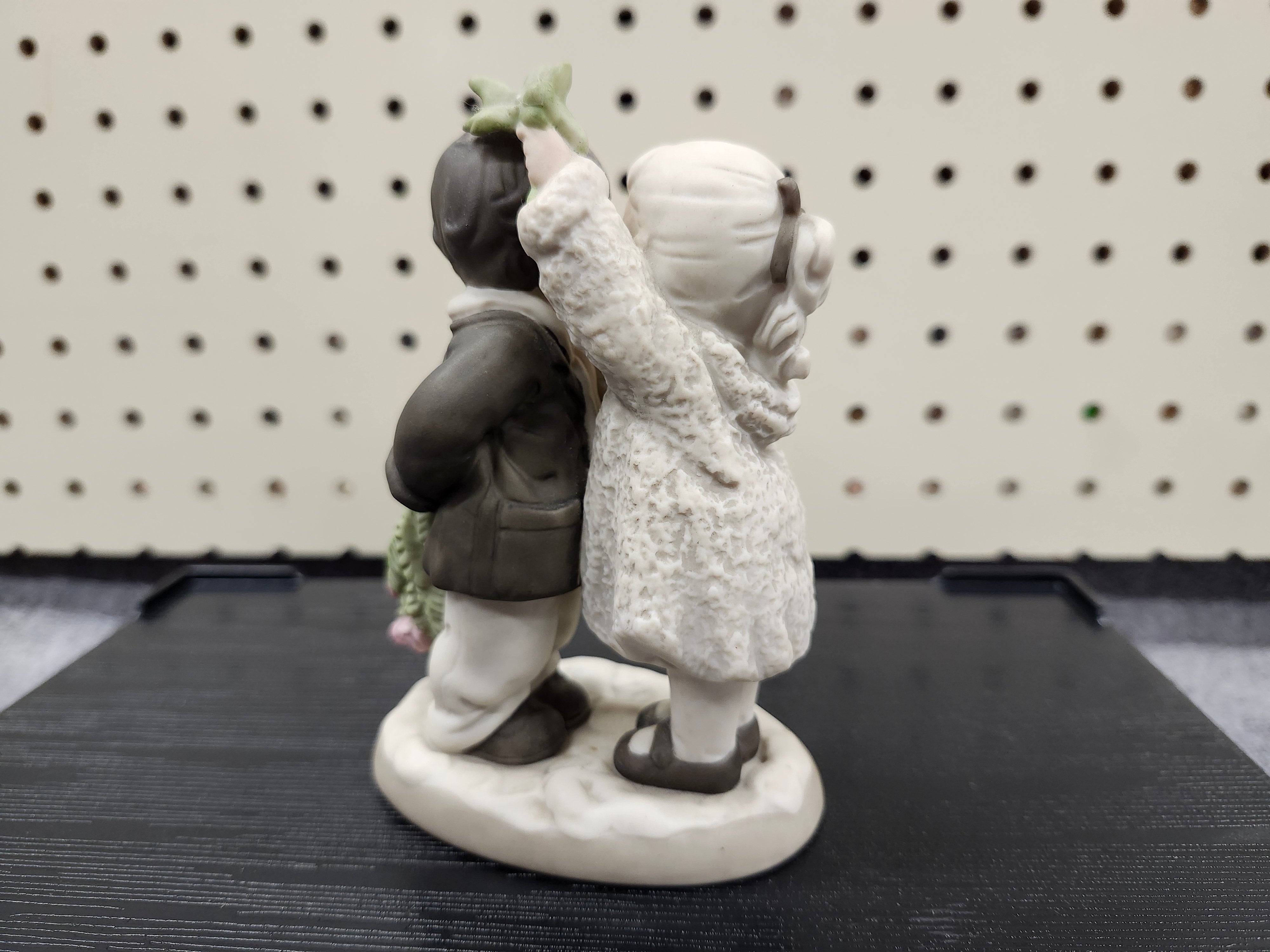 Figurine