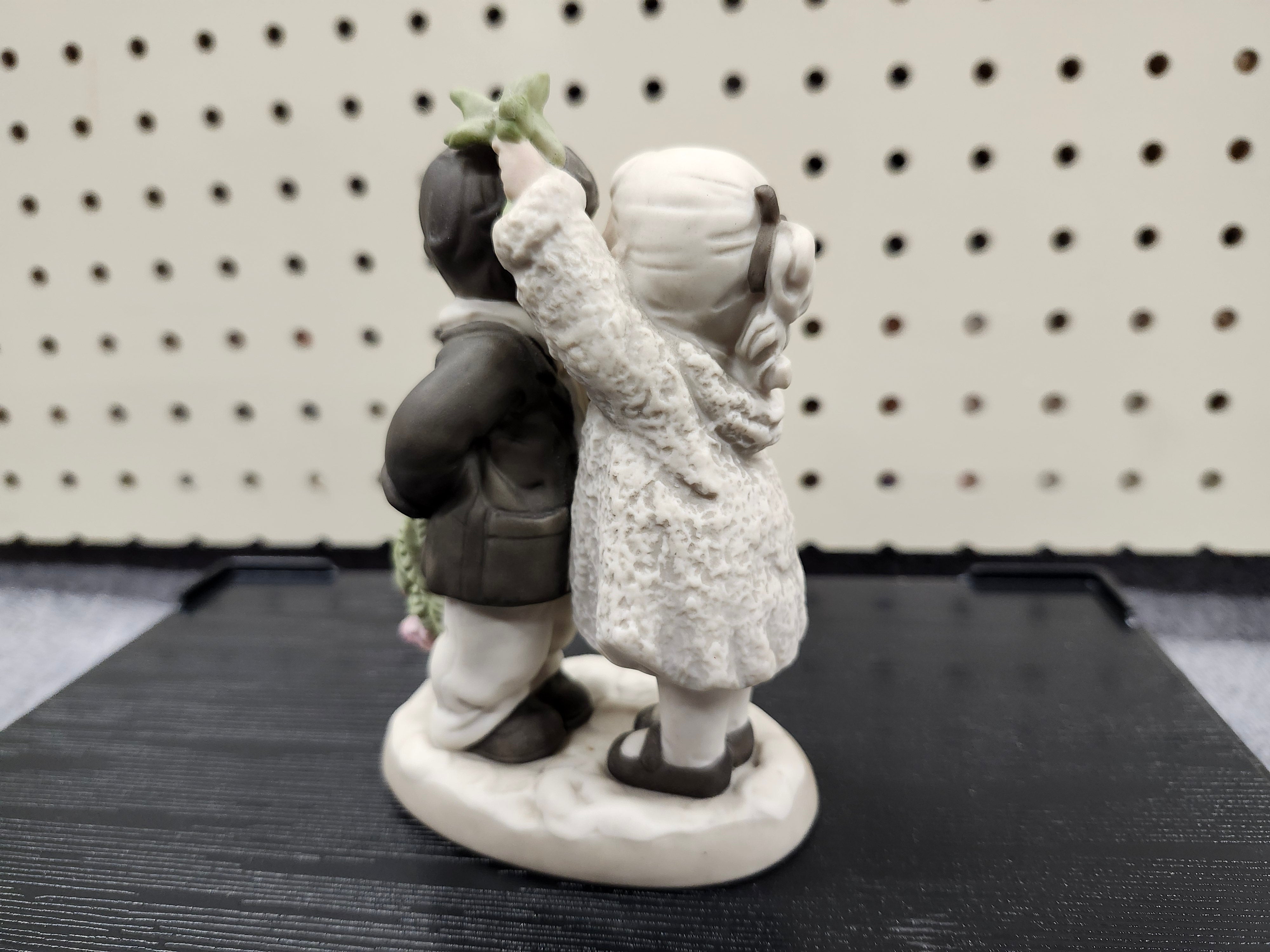 Figurine