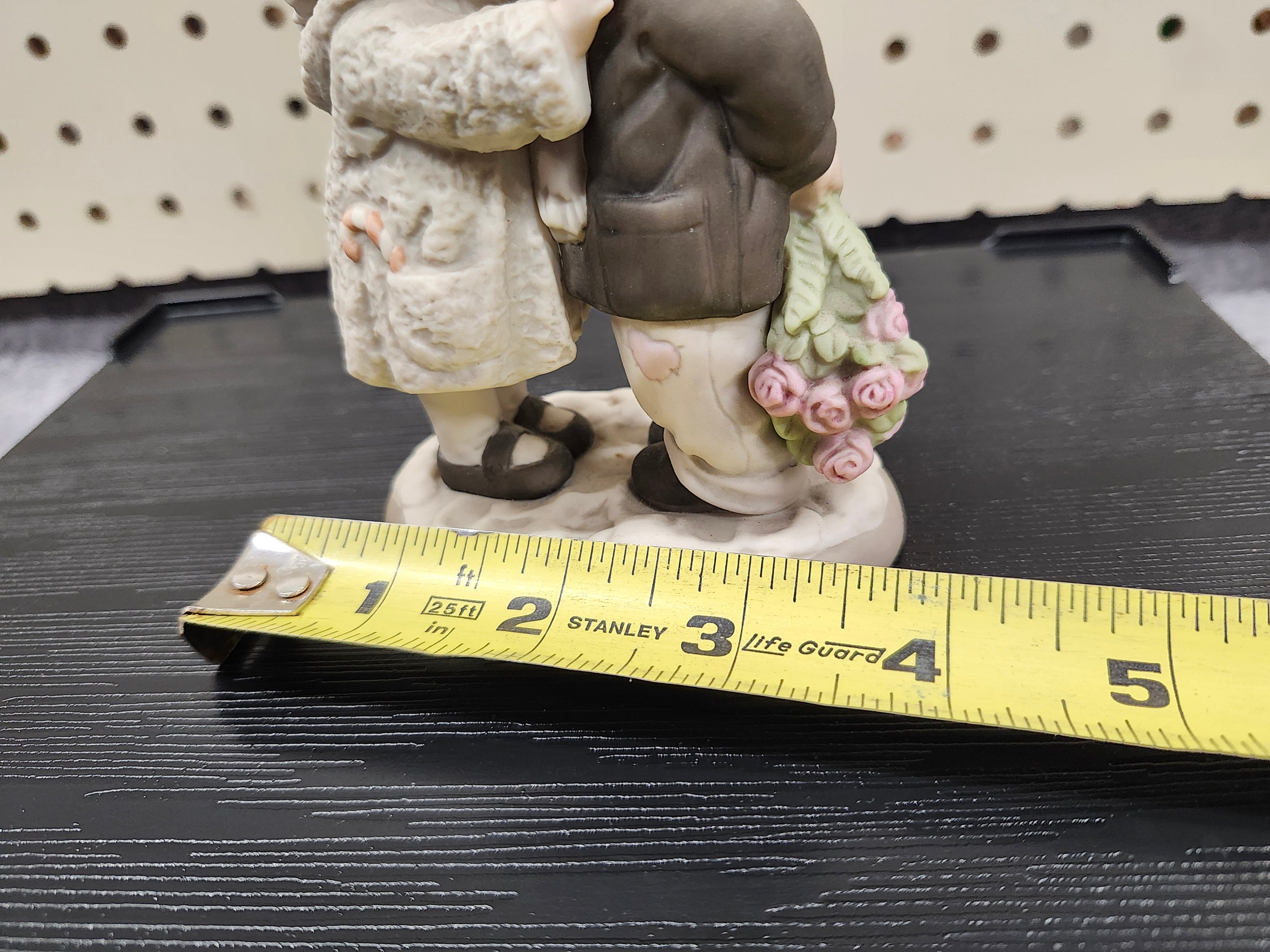 Figurine