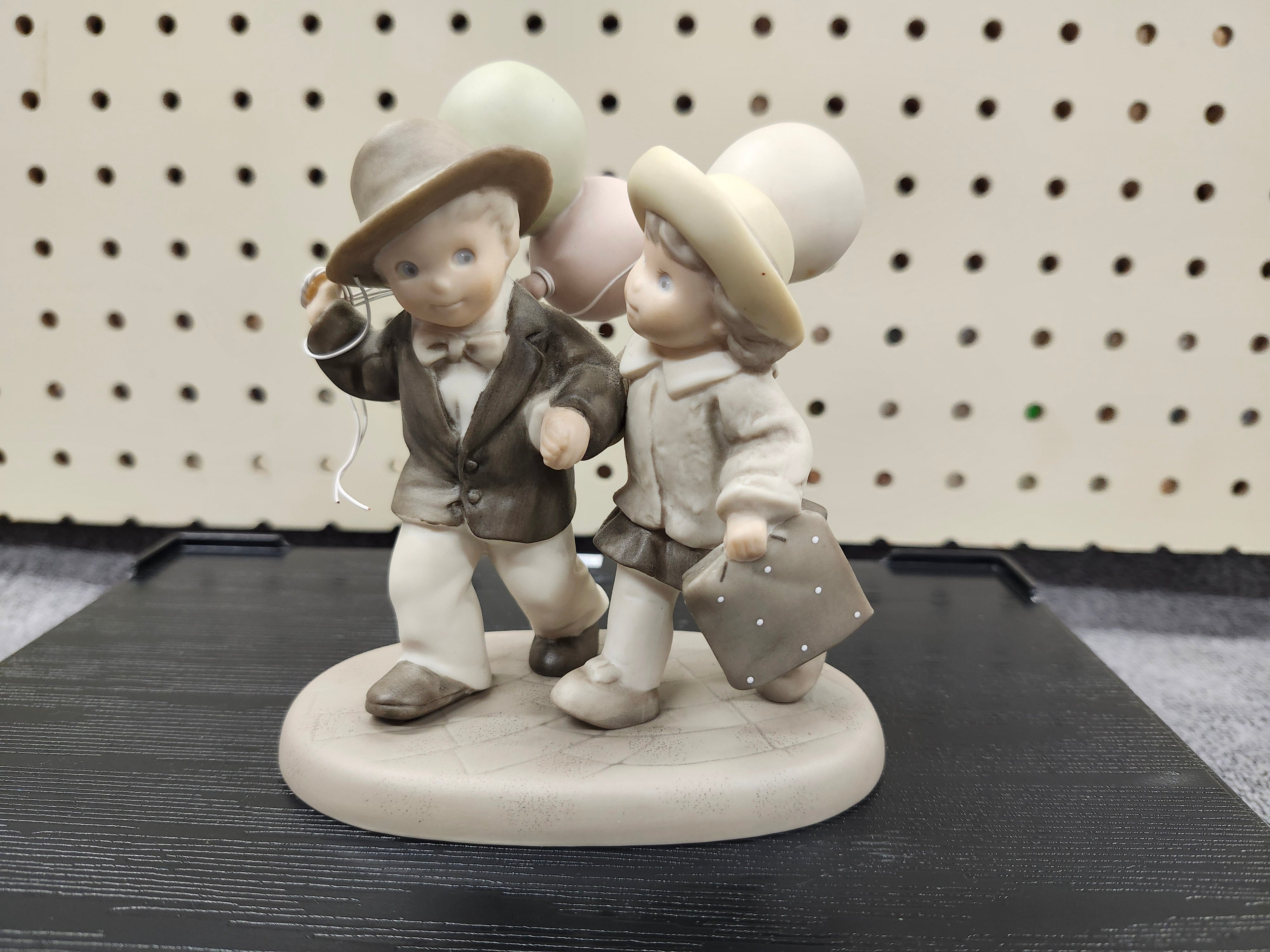 Figurine