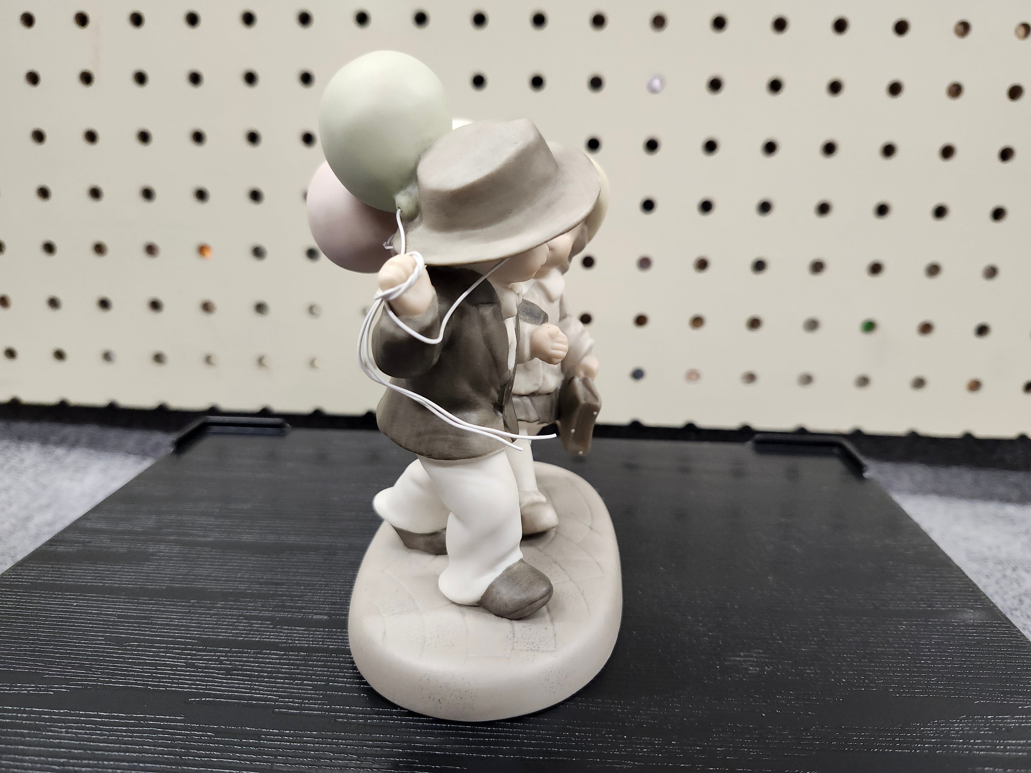 Figurine