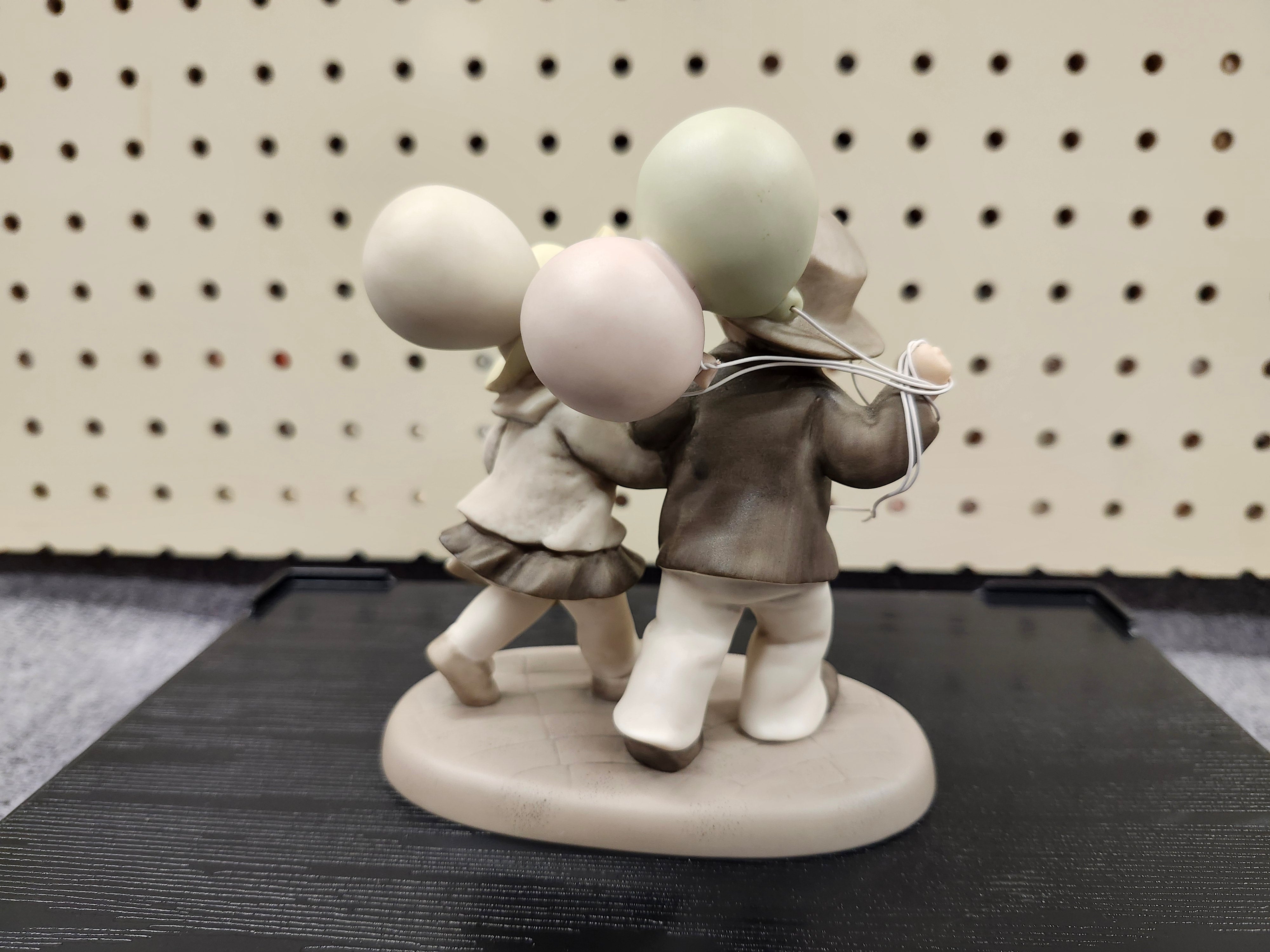 Figurine