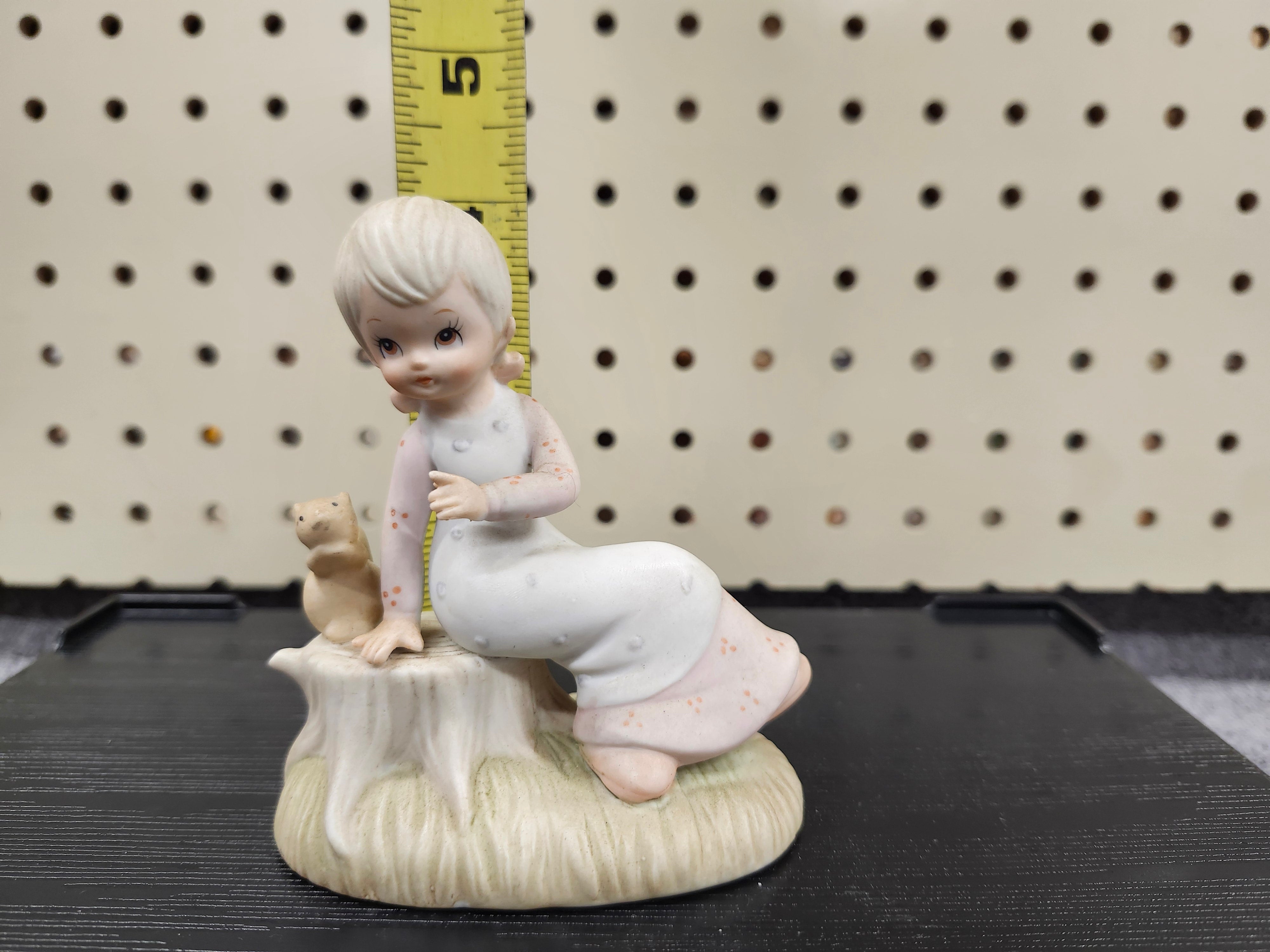 Figurine
