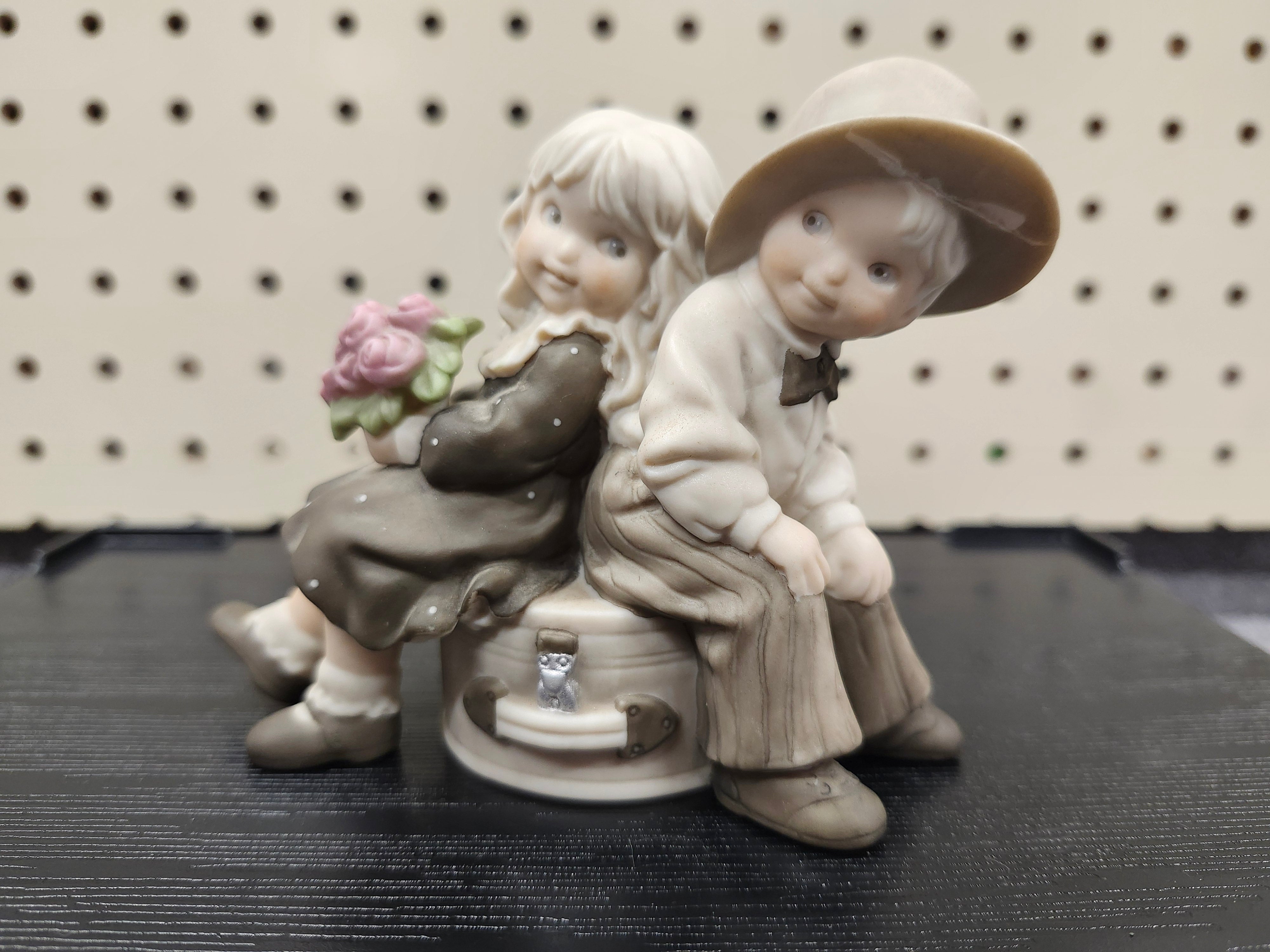 Figurine